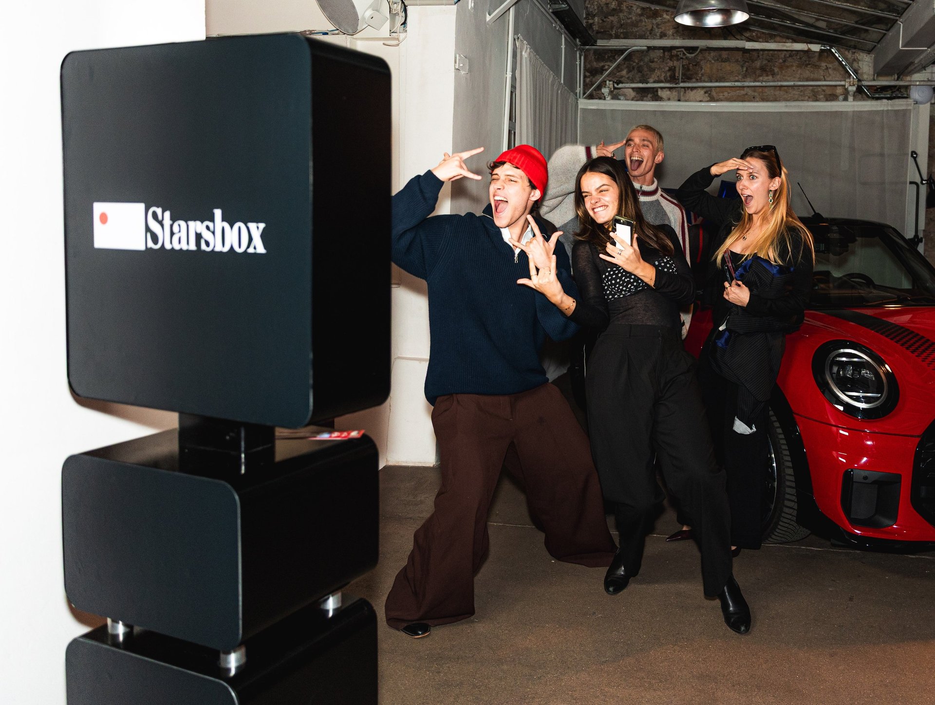 black and brown leather padded tub sofa