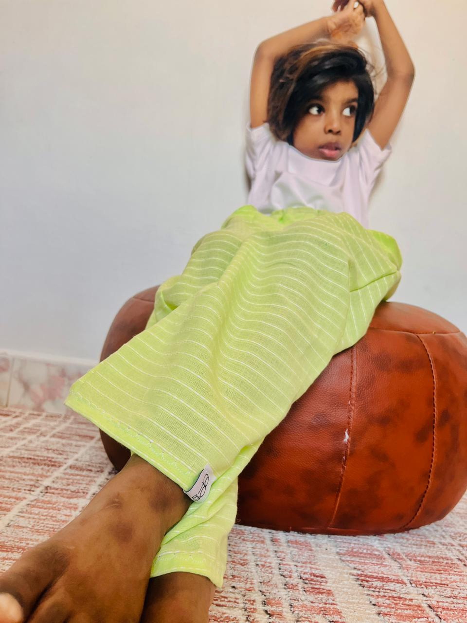 black and white bed linen