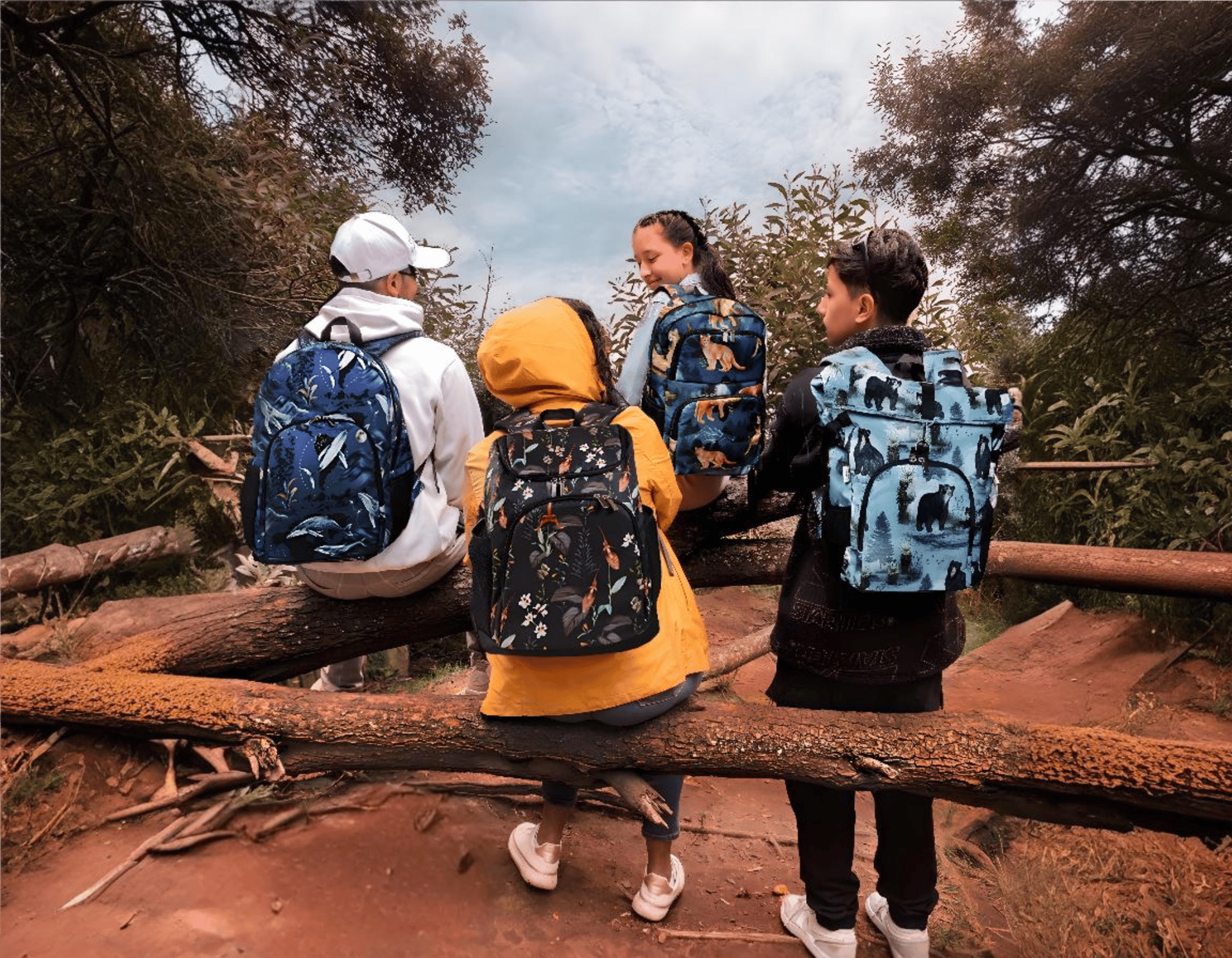 black and white bed linen