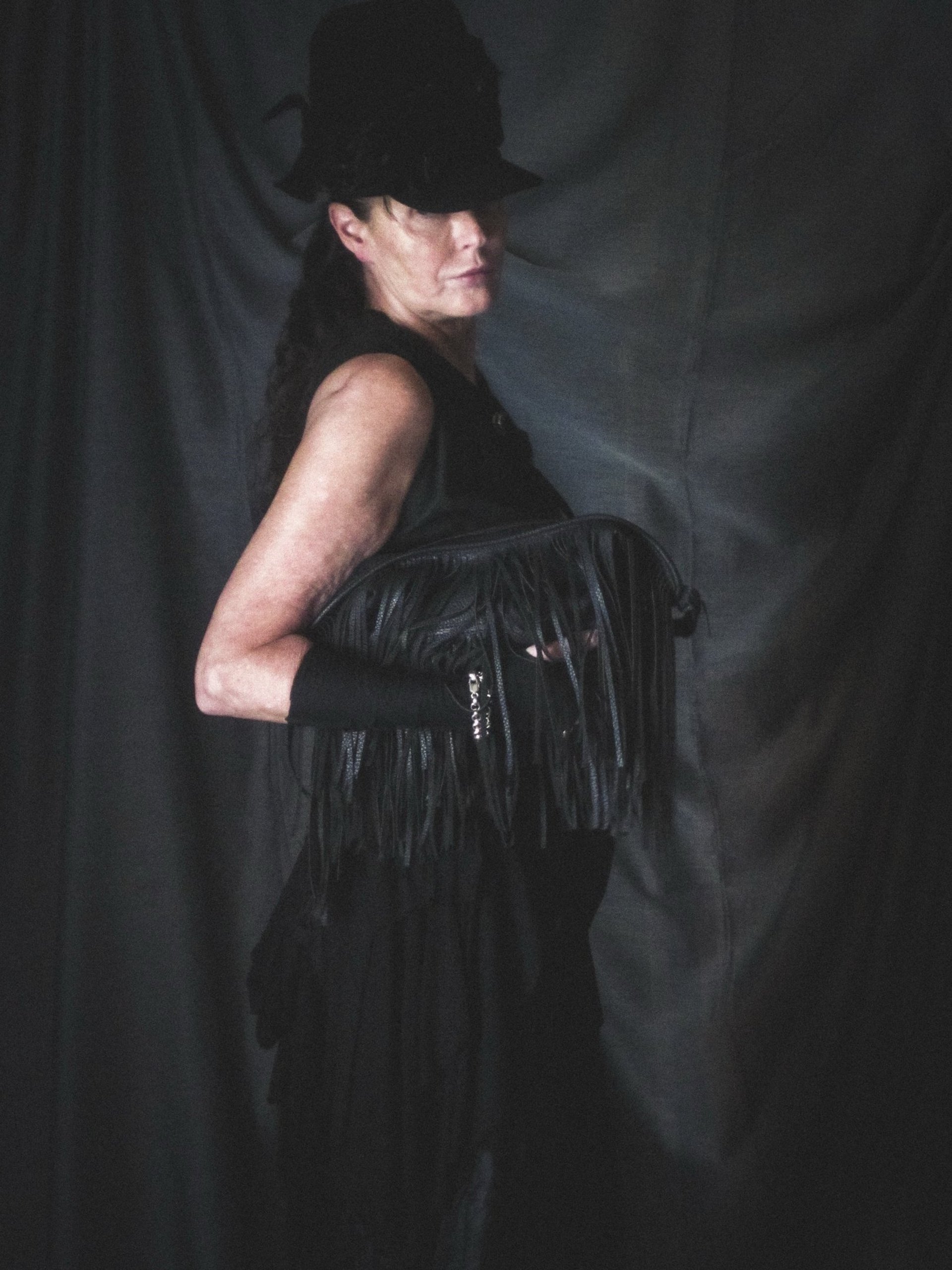 black and white bed linen