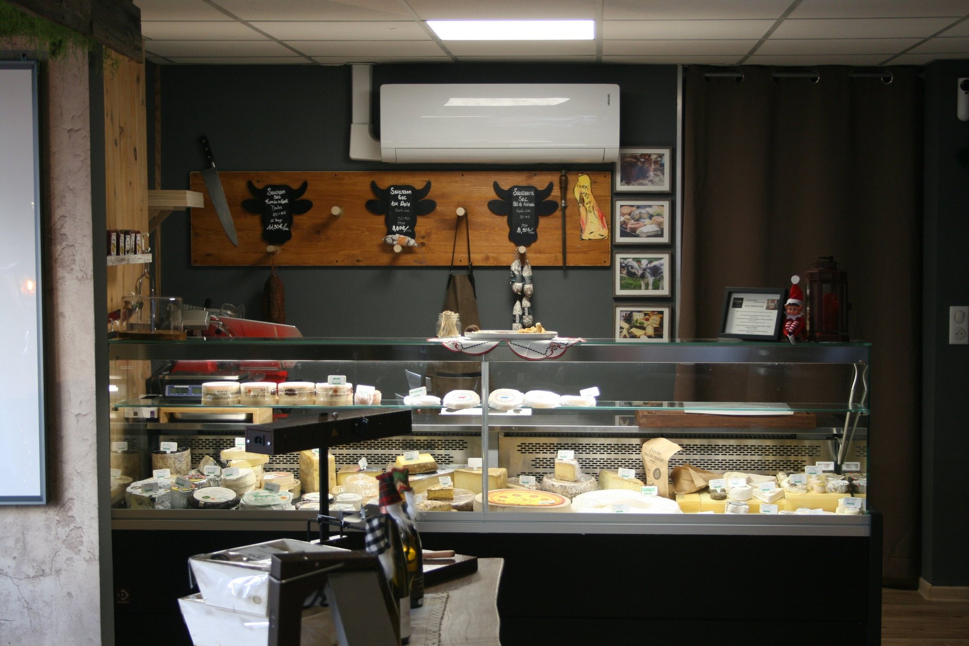 person wearing grey knit sweater