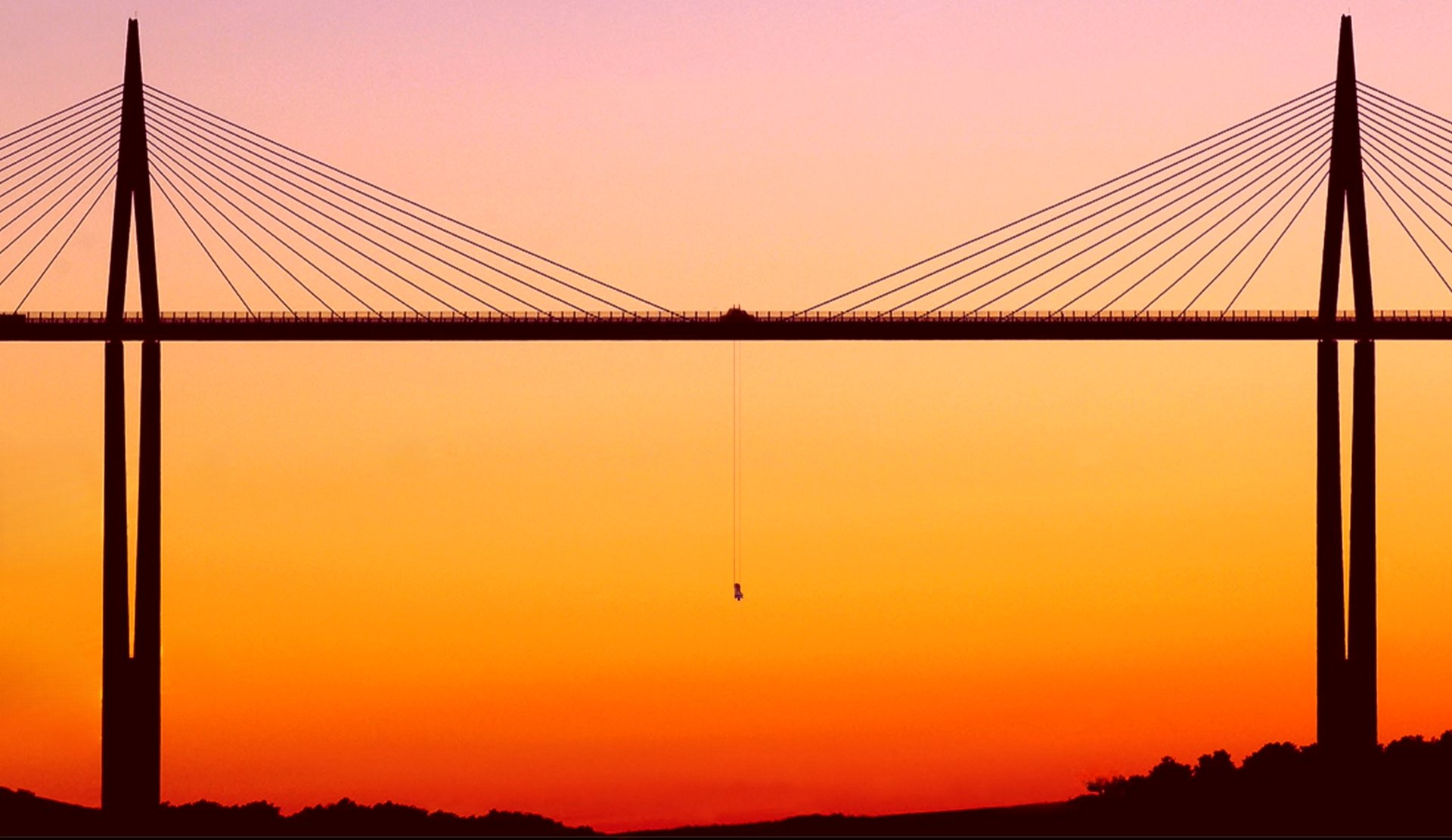 black and brown leather padded tub sofa