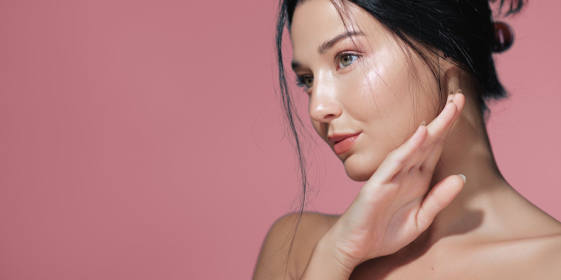 an abstract photo of a curved building with a blue sky in the background