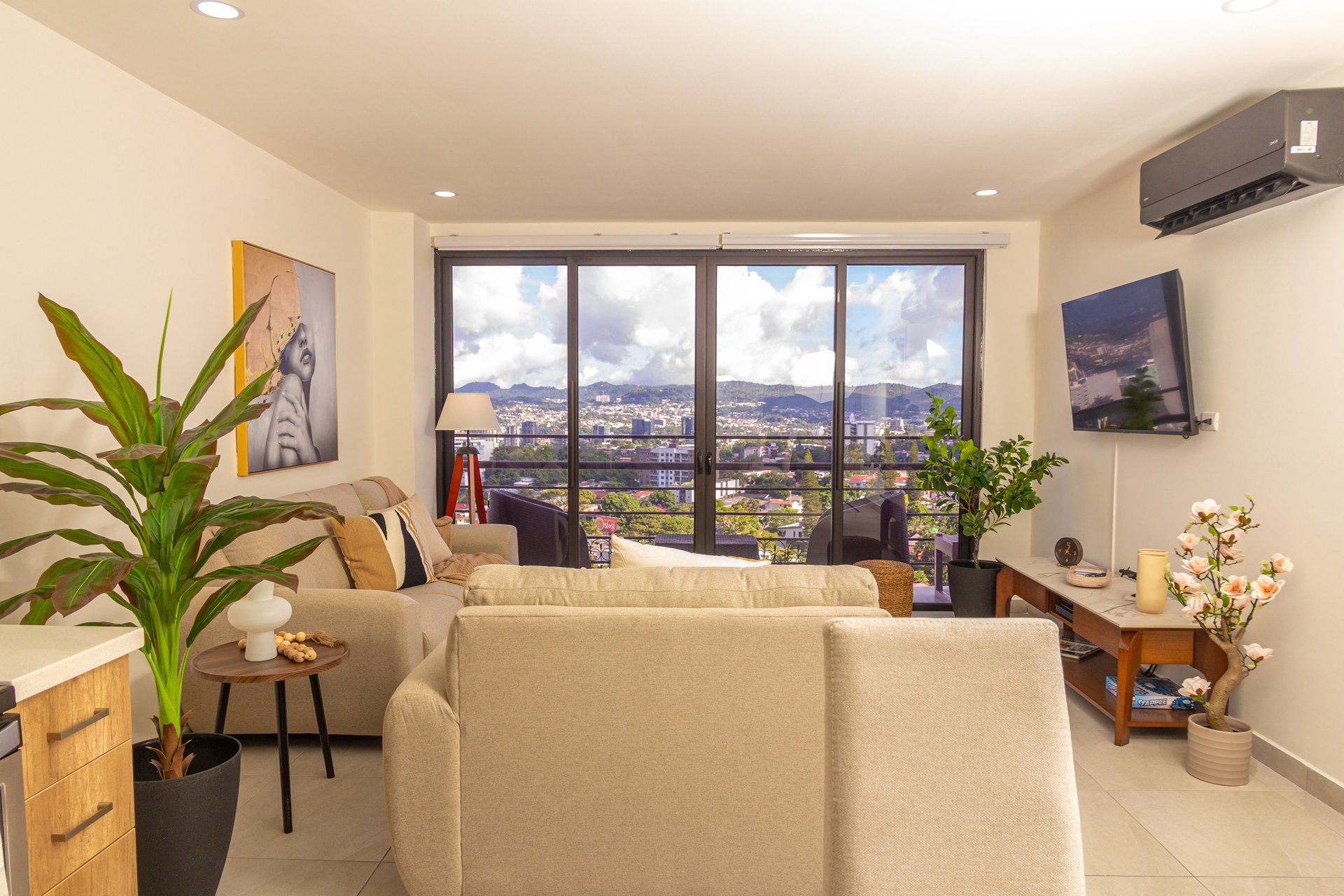 black and white bed linen