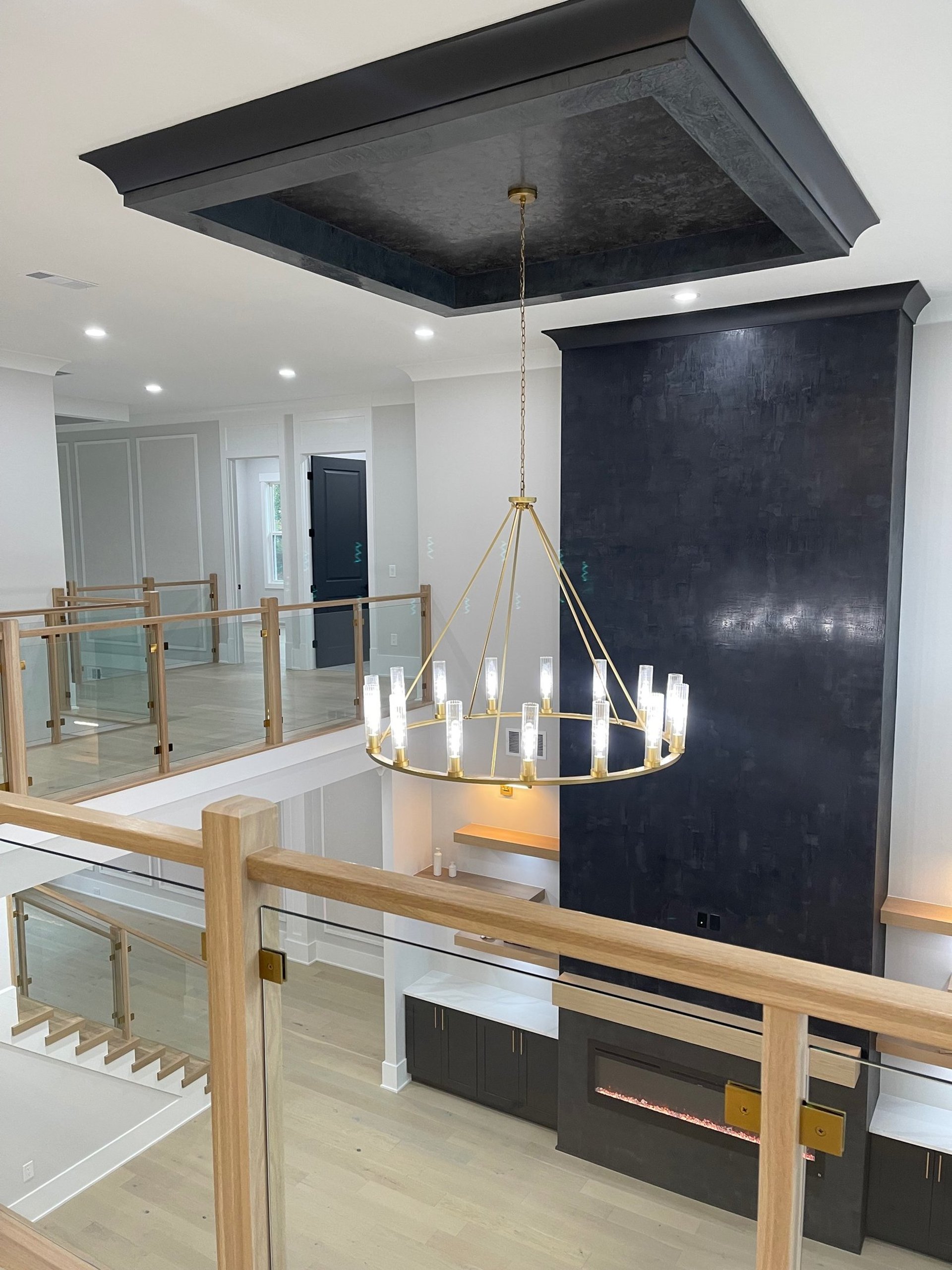 gray computer monitor