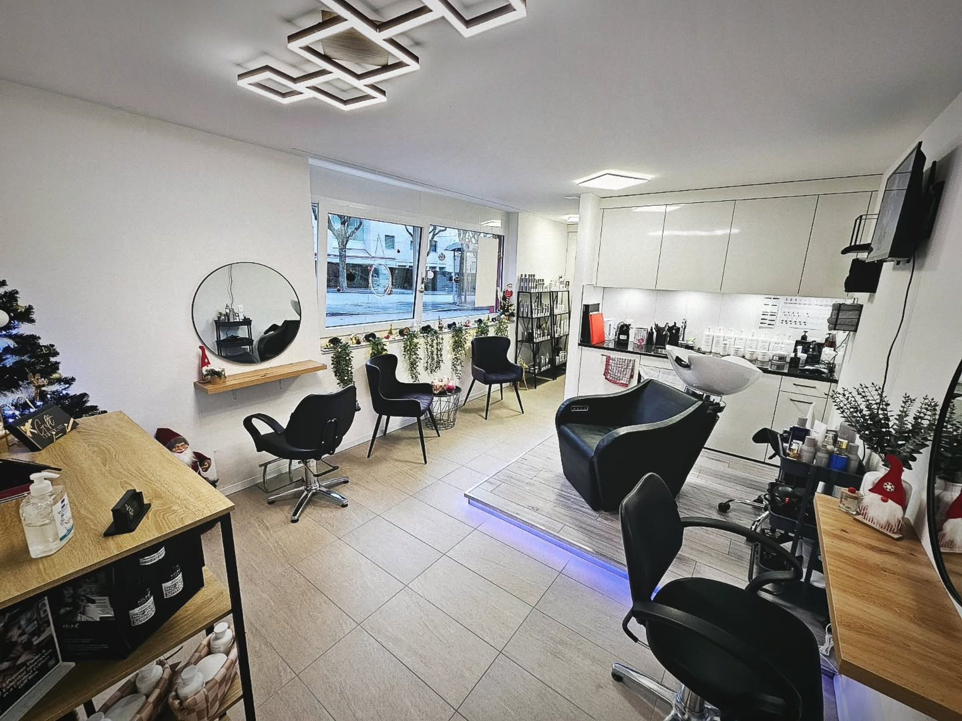 black and brown leather padded tub sofa