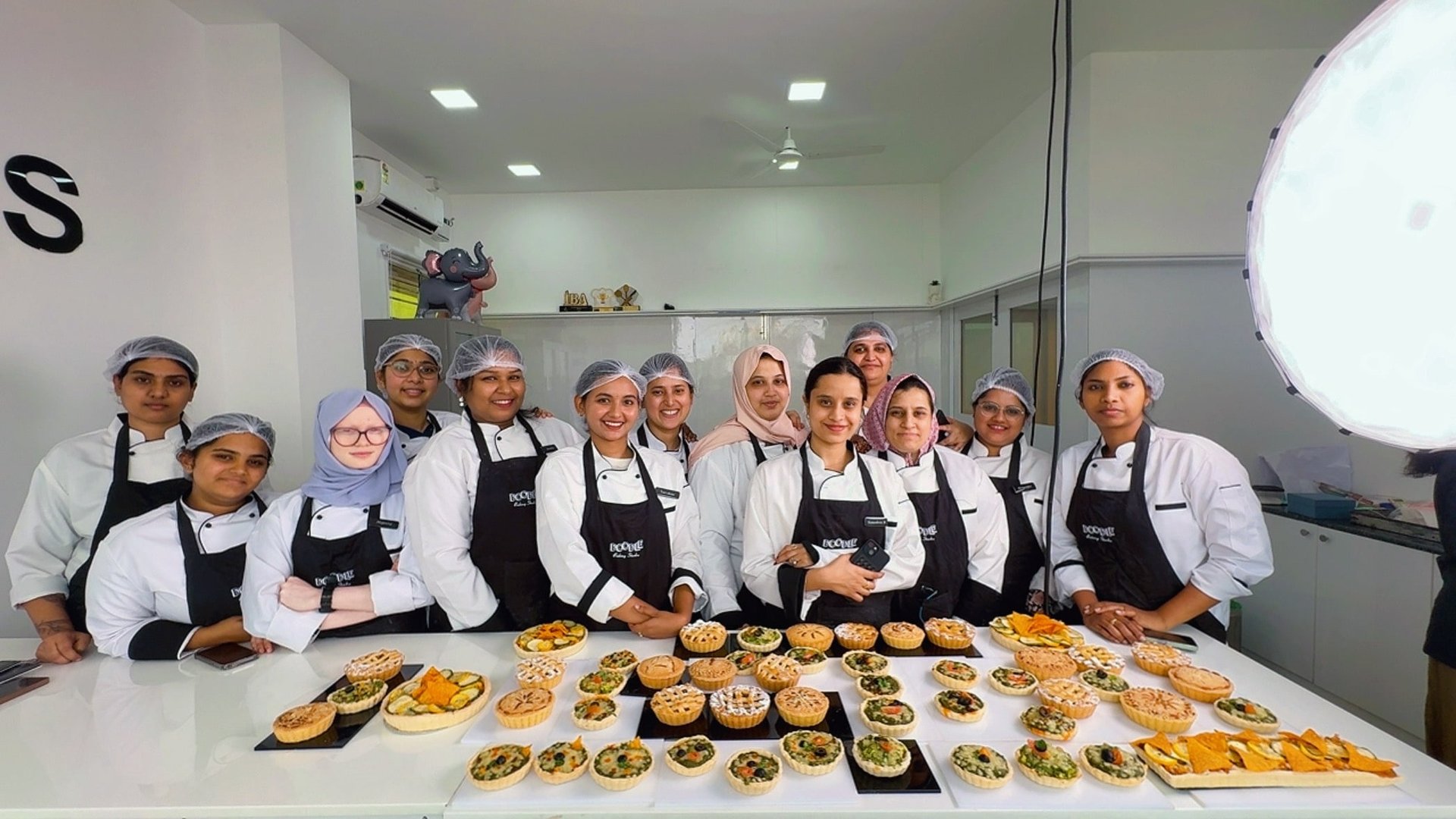 black and white bed linen