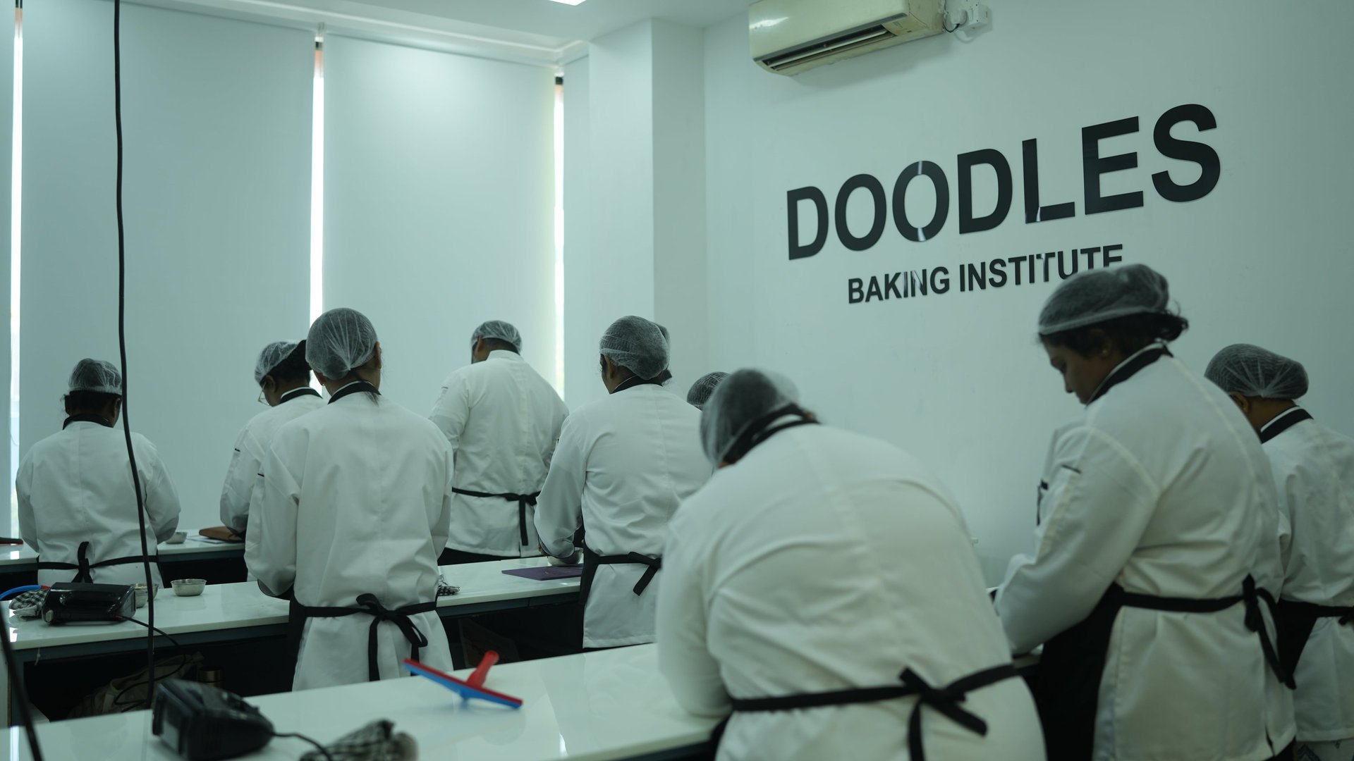 black and white bed linen