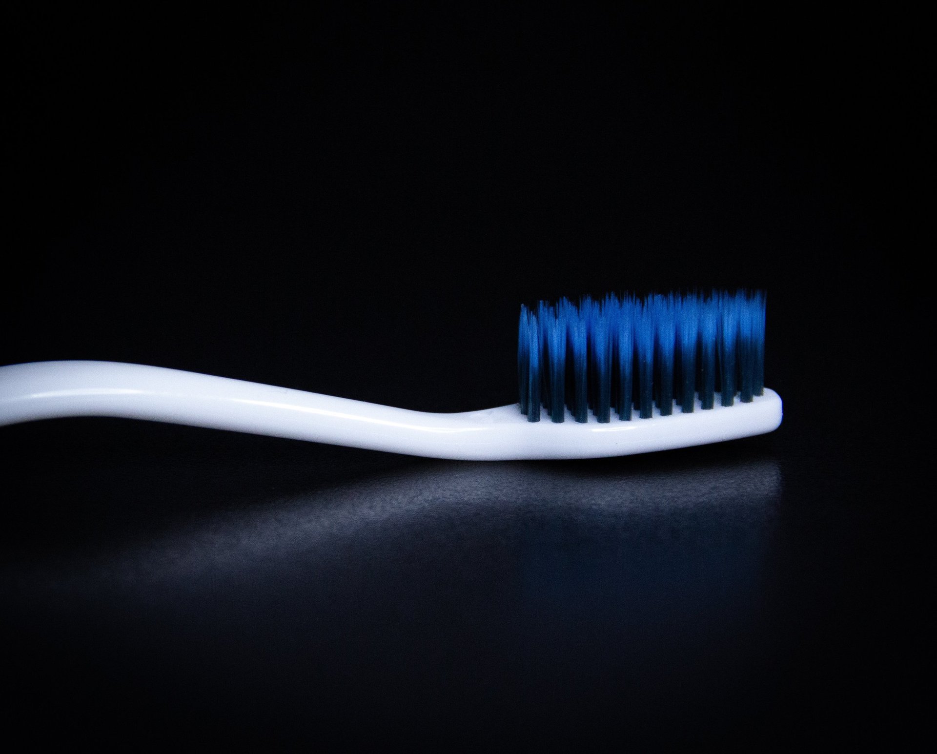 black and white bed linen