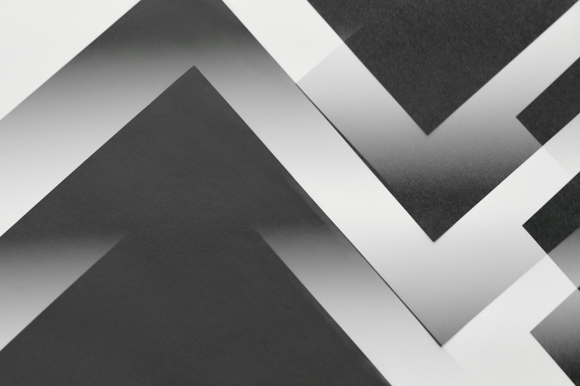 Multiple Patterns of Monochrome Zigzags