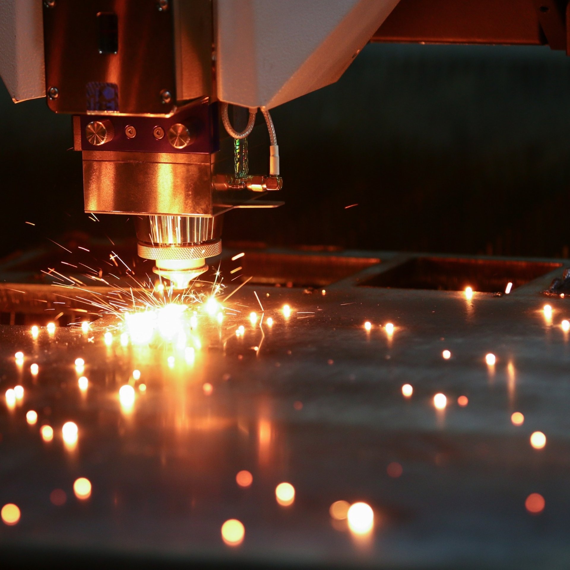 black and white bed linen