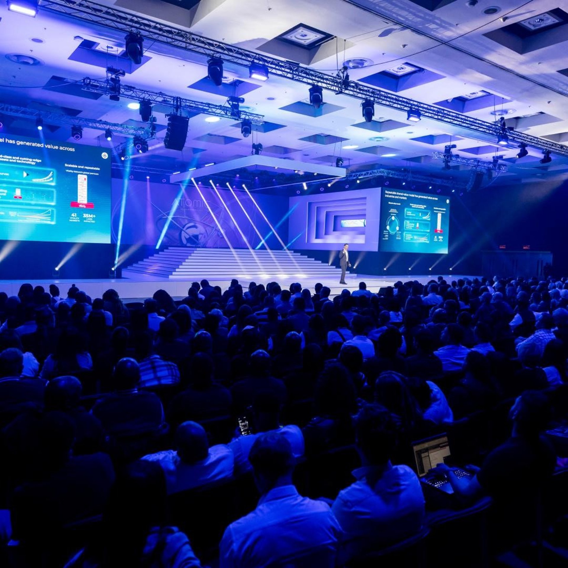 black and brown leather padded tub sofa