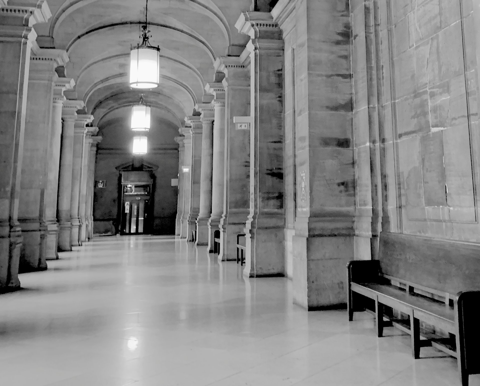 black and white bed linen