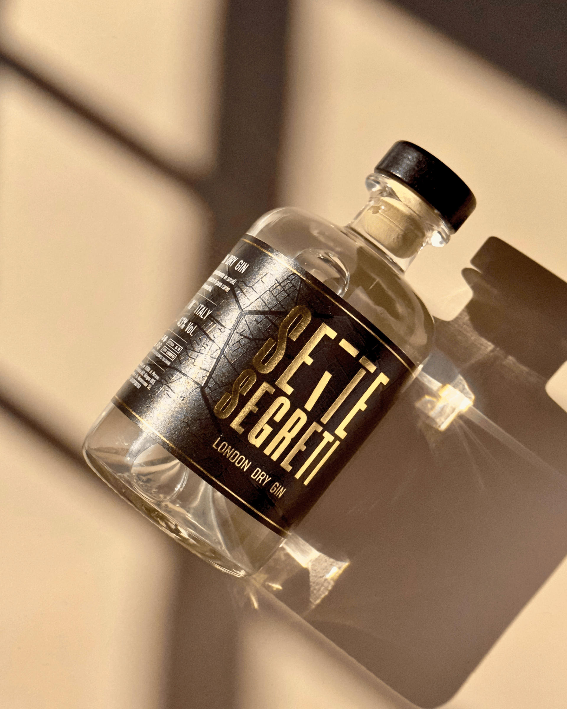 BOTTLE OF GIN