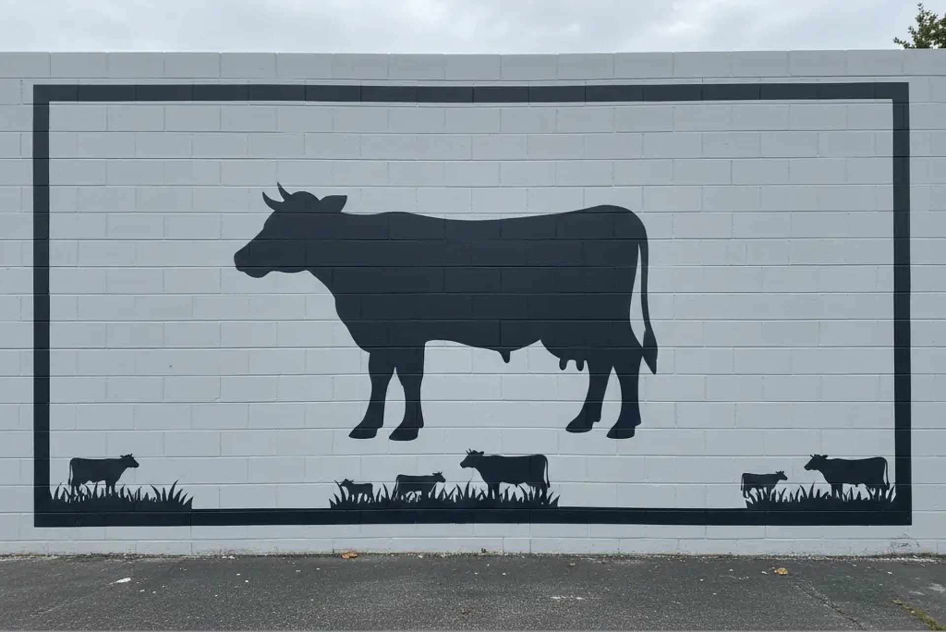 The growing animal feed industry Food for animals cows, buffalos and pets