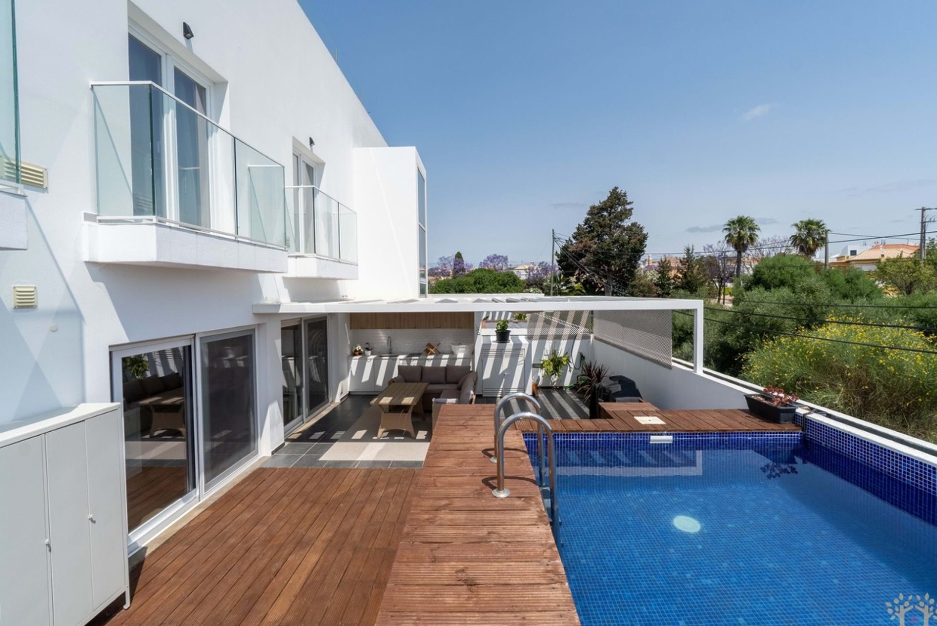 black and brown leather padded tub sofa