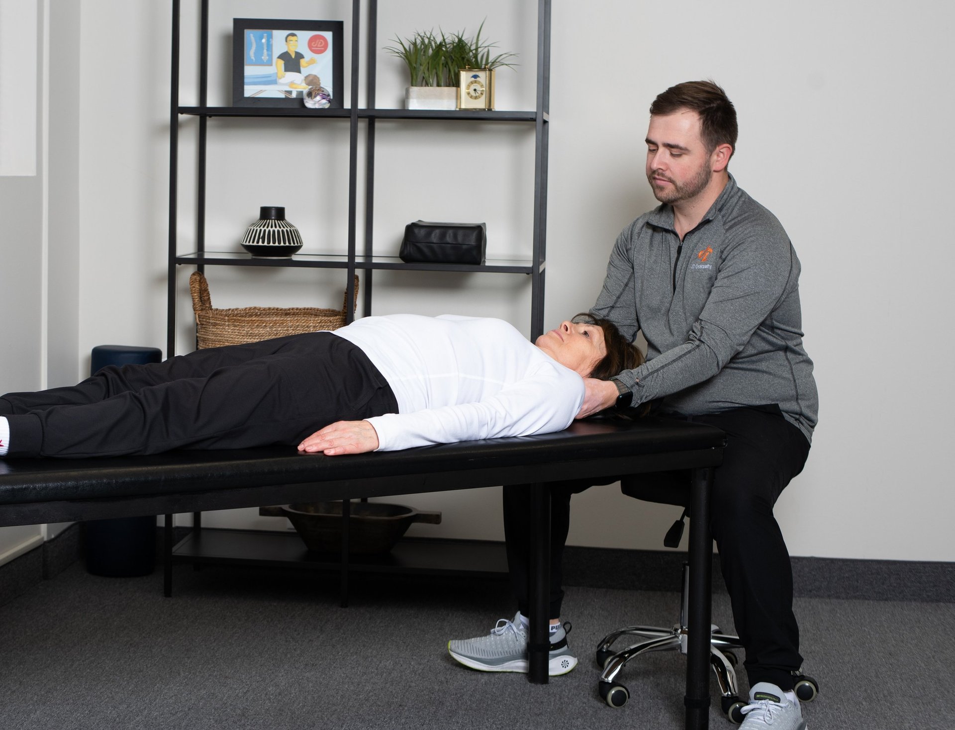 Jed osteopathy dark pattern background illustration