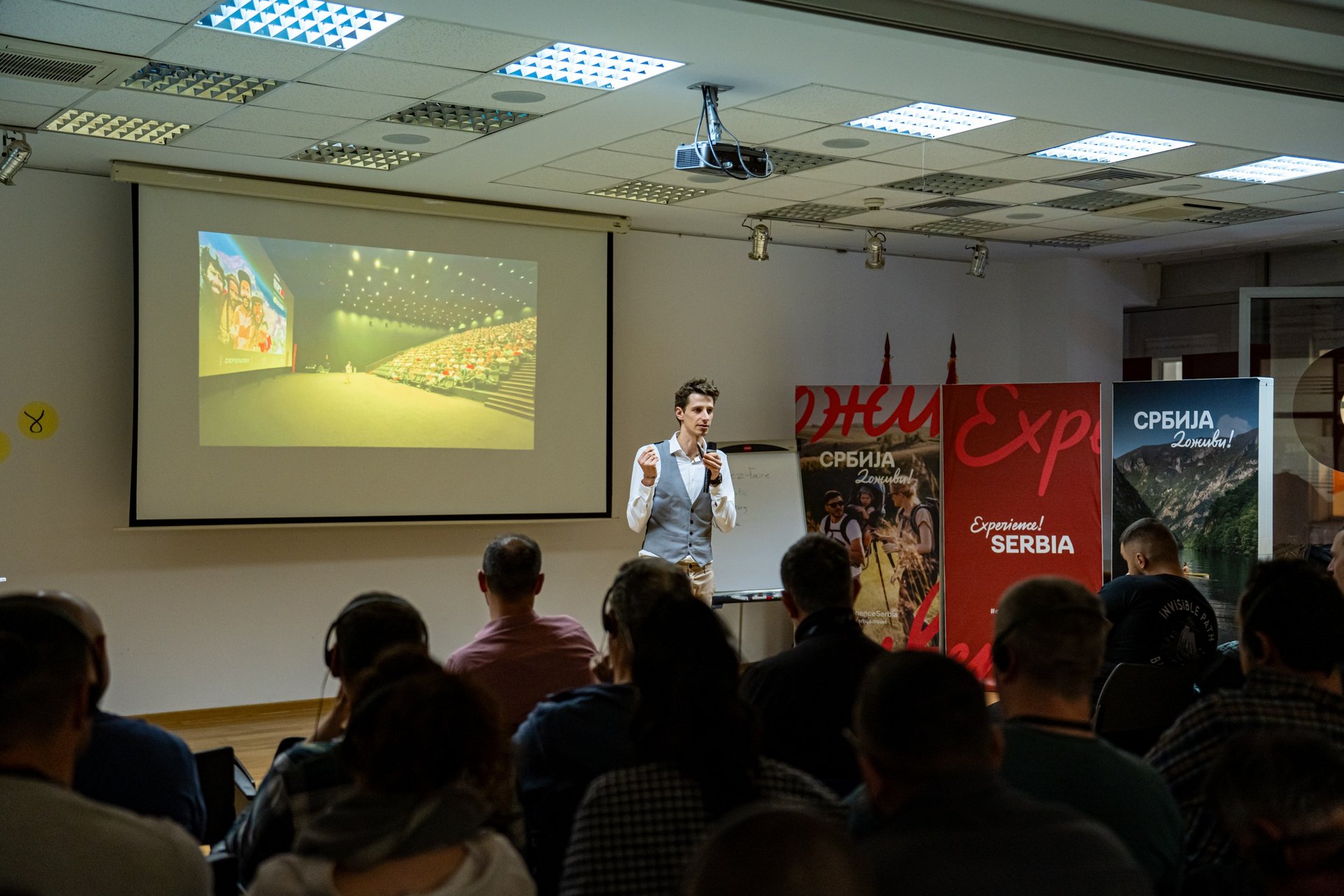 bird's eye view of mountain