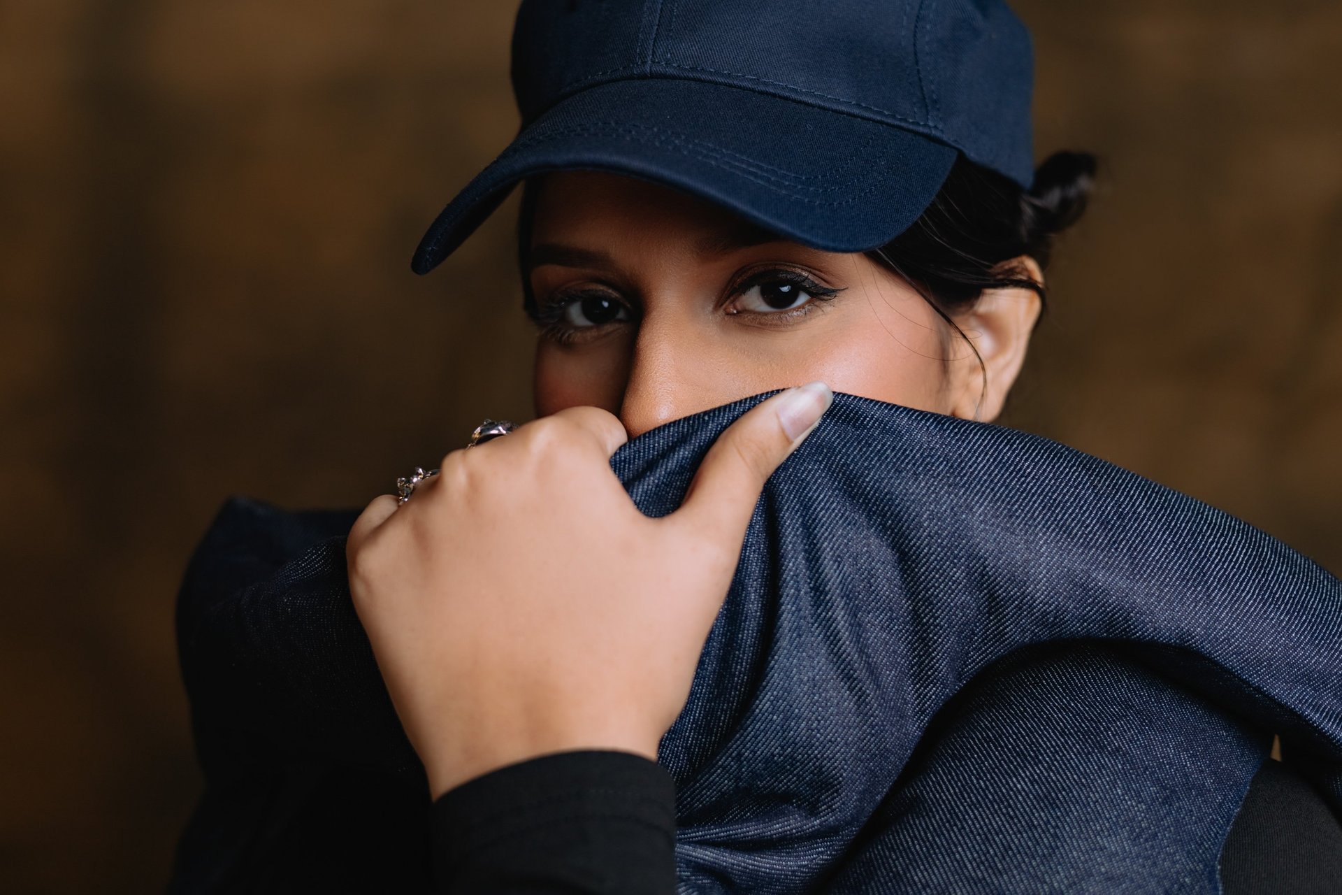 black and white bed linen