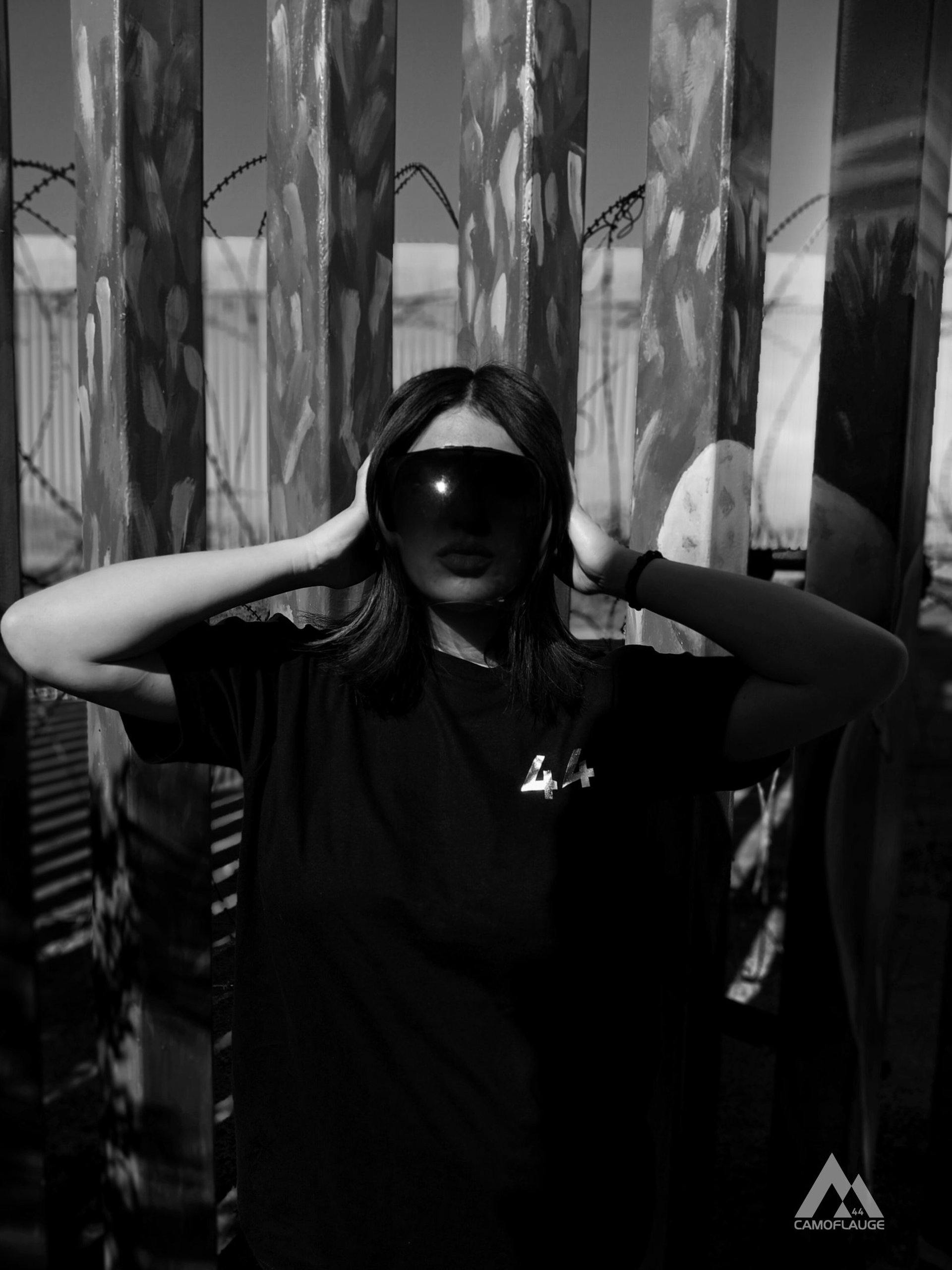 black and white bed linen