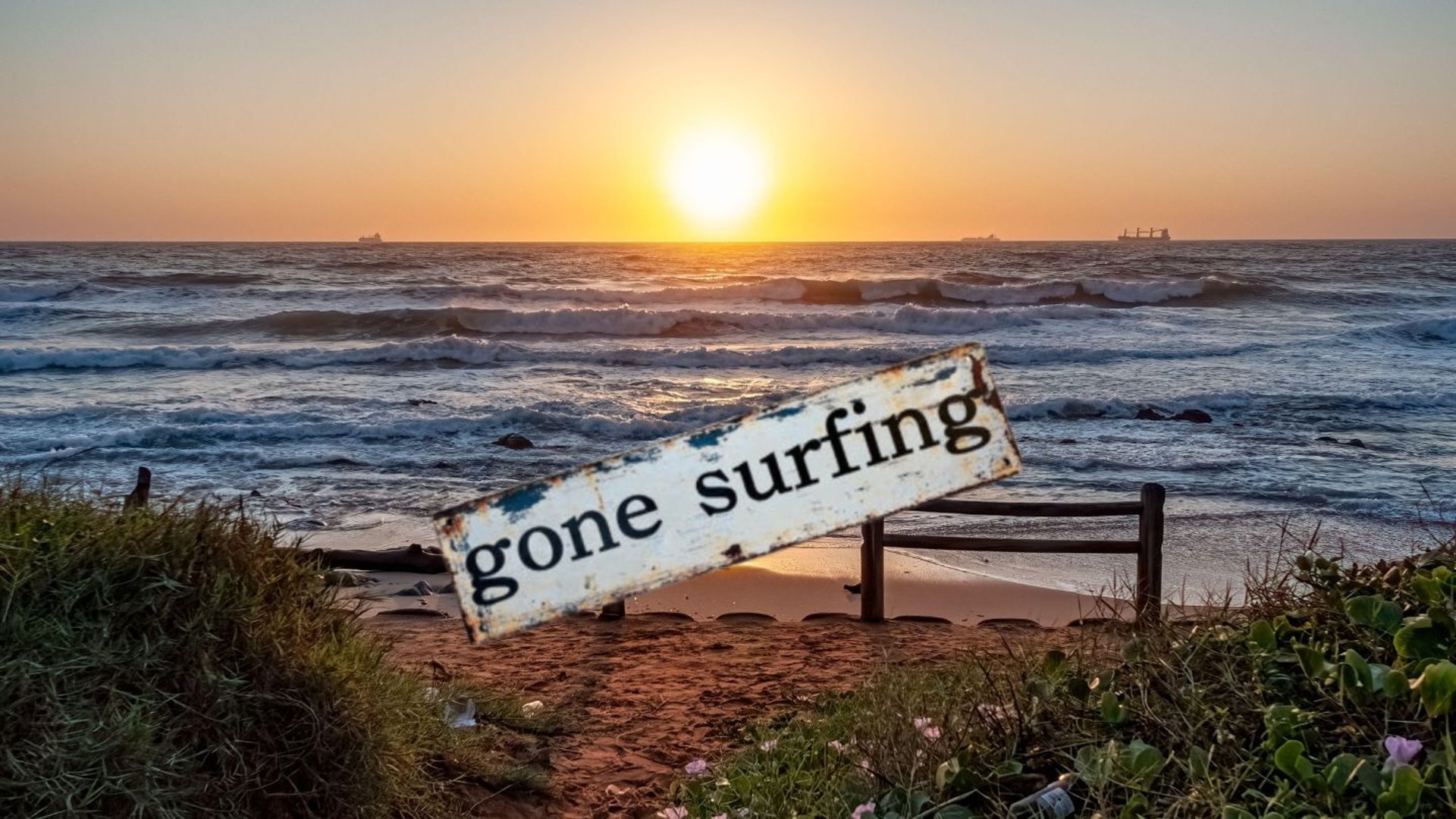 Umdloti beachfront near Gone Surfing studio holiday apartment