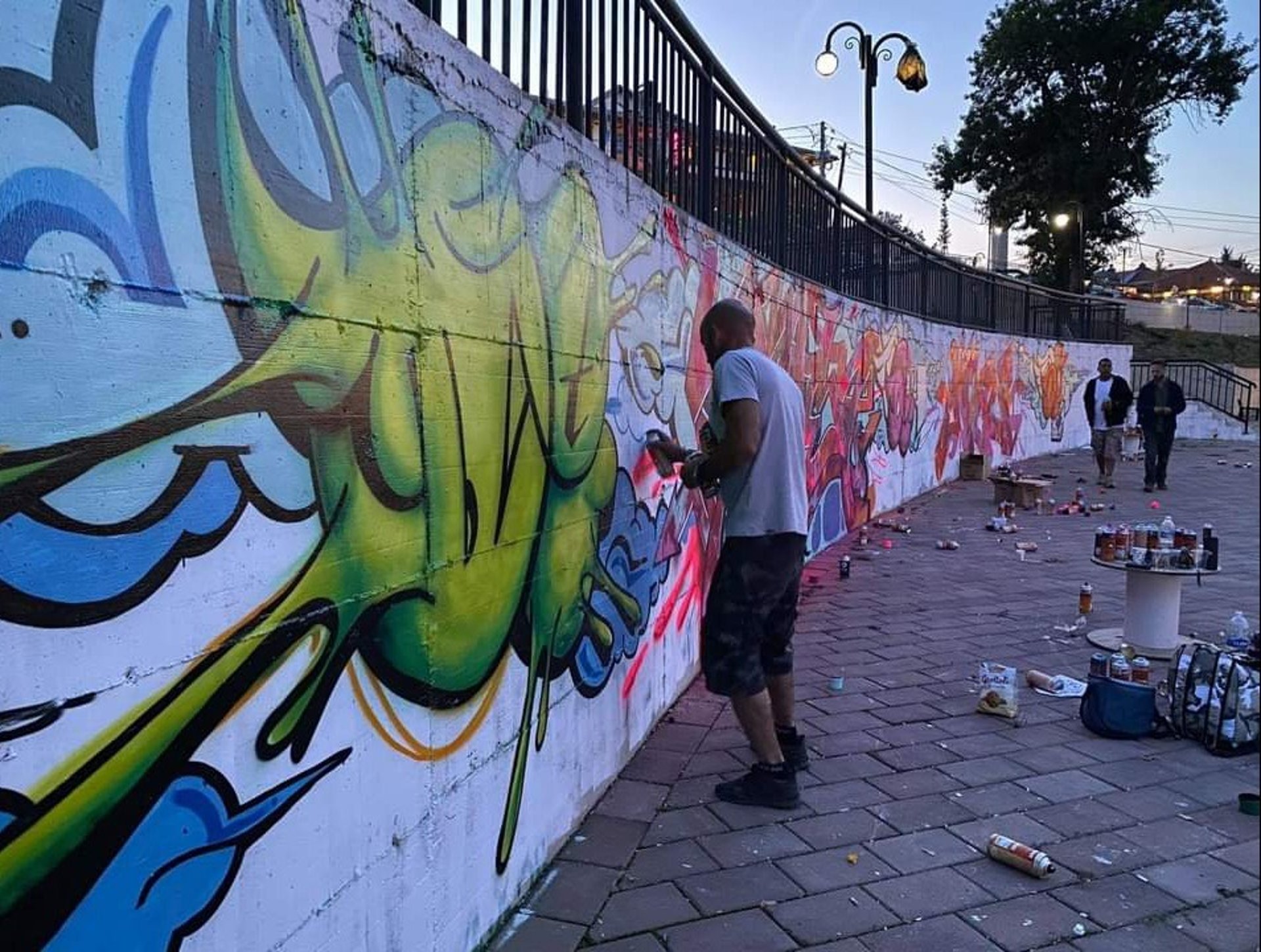 black and white bed linen