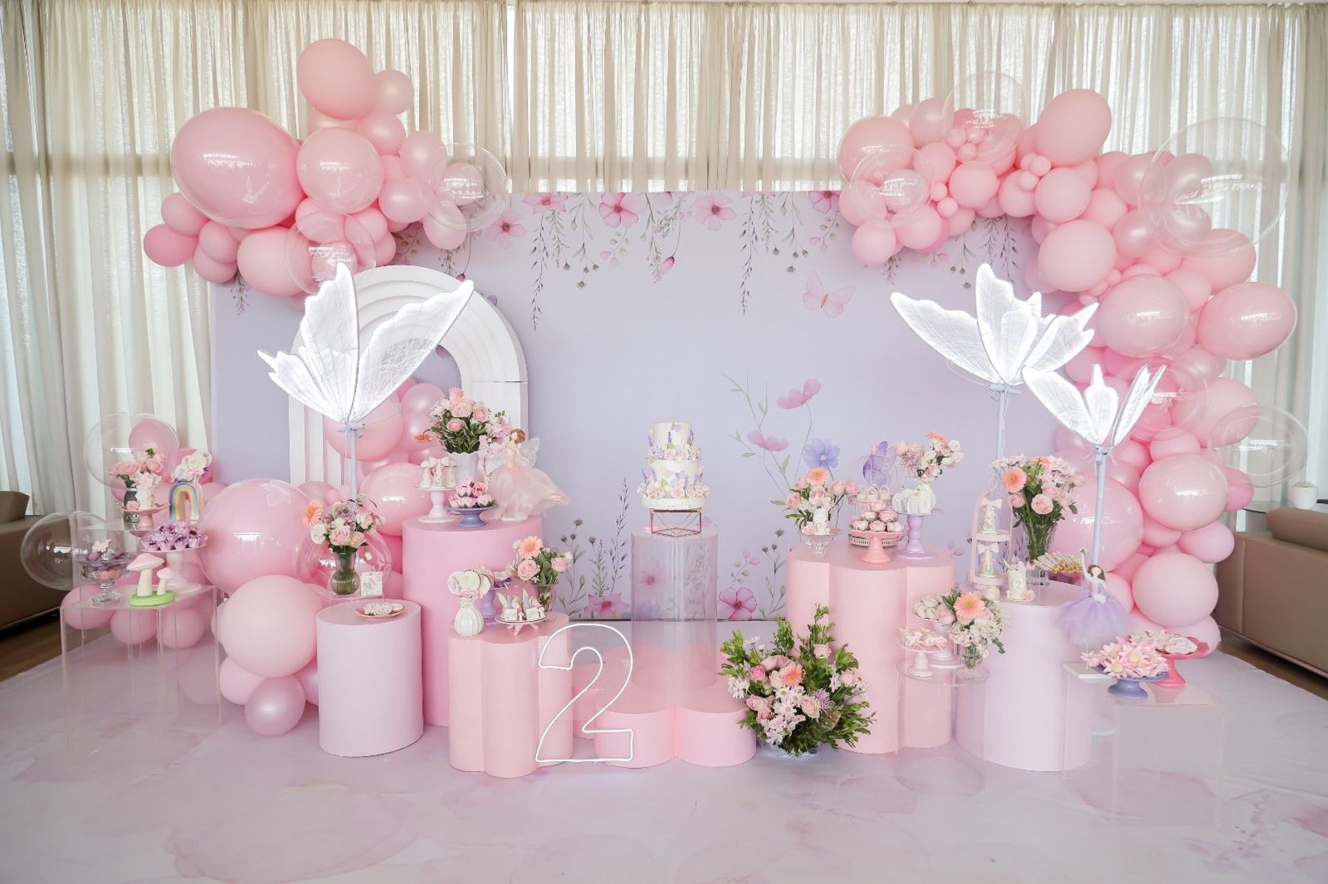 black and brown leather padded tub sofa