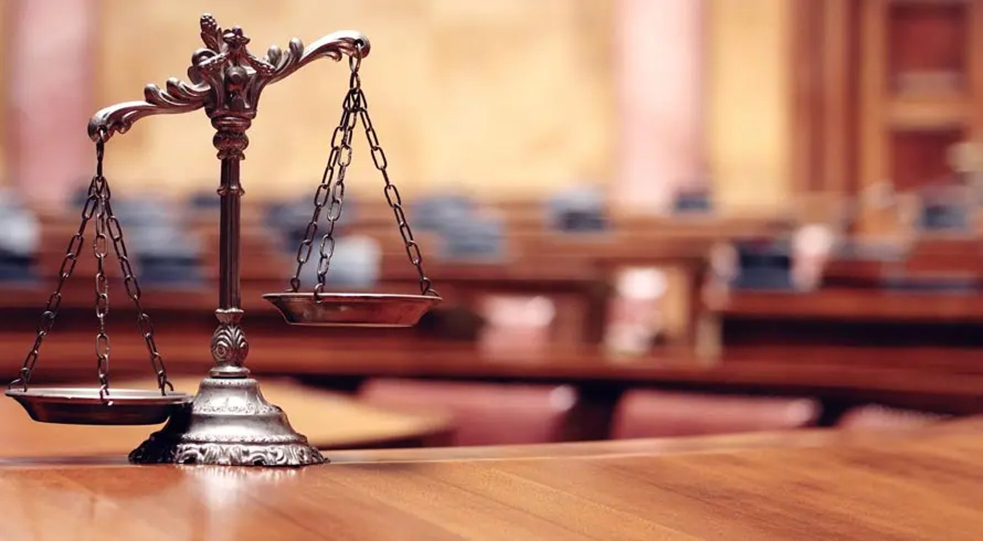 gray computer monitor