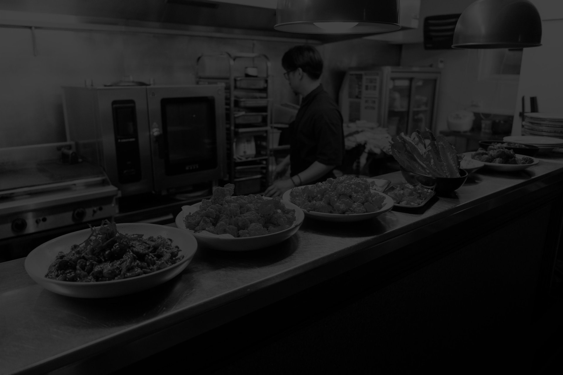 black and white bed linen