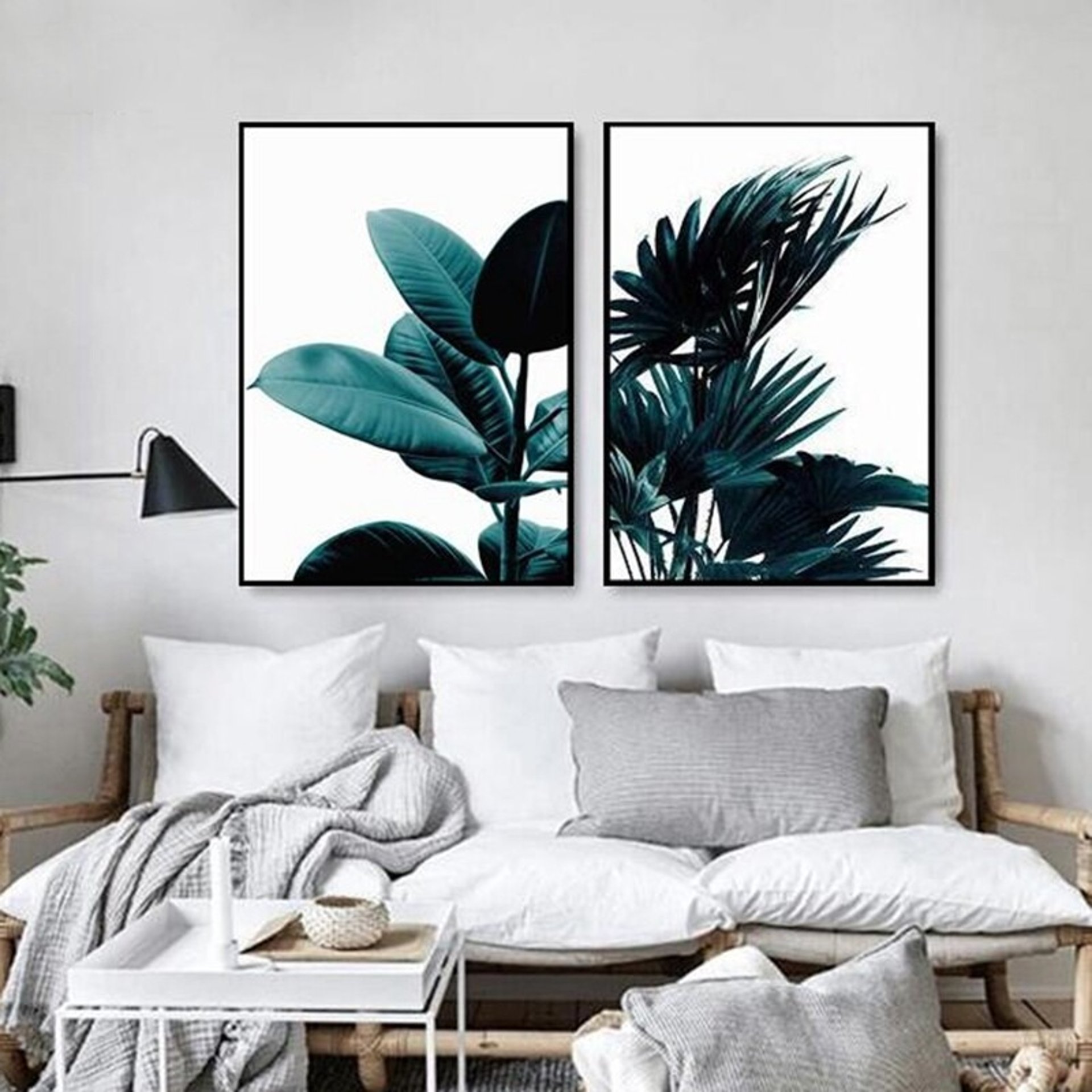 black and white bed linen