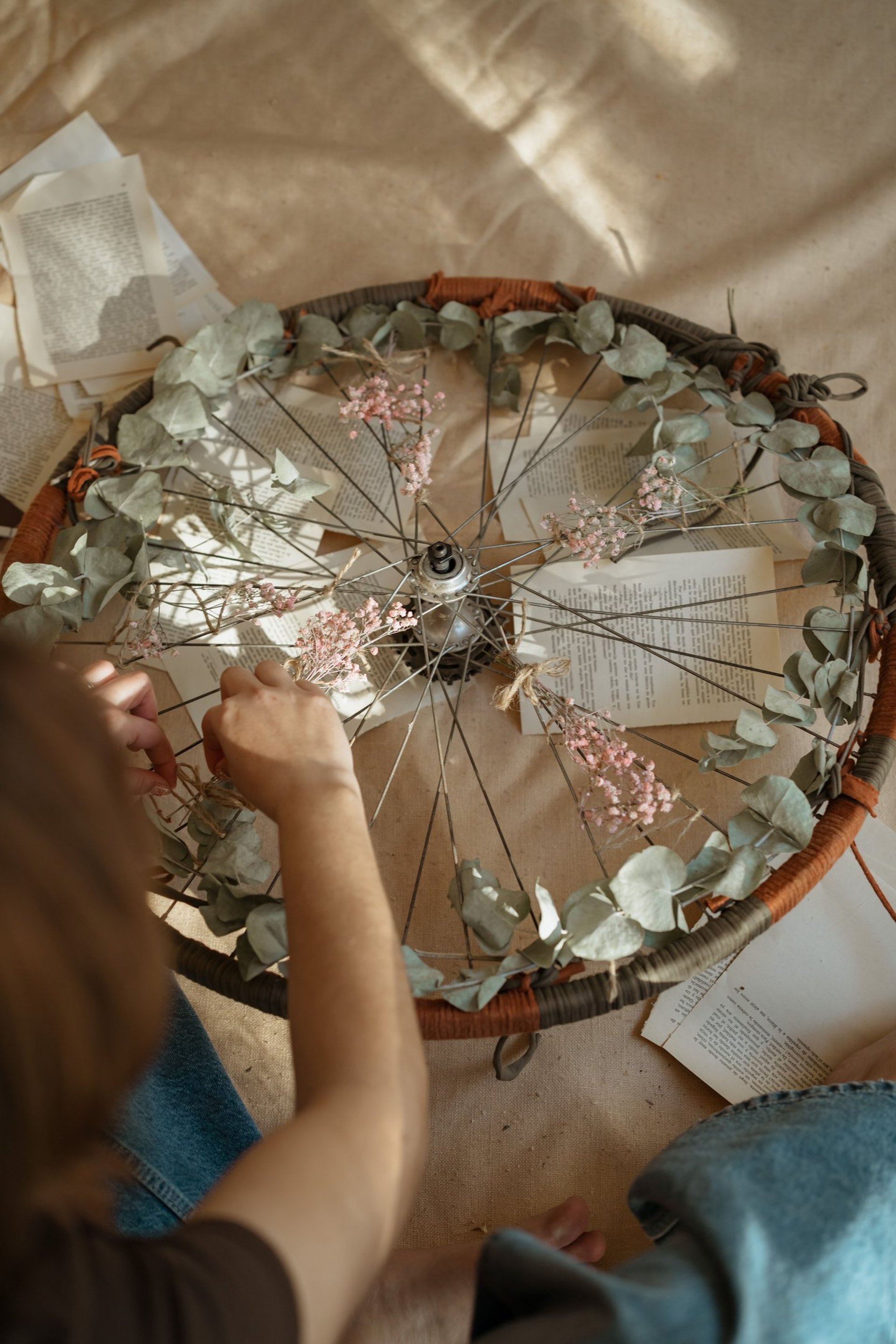 black and white bed linen