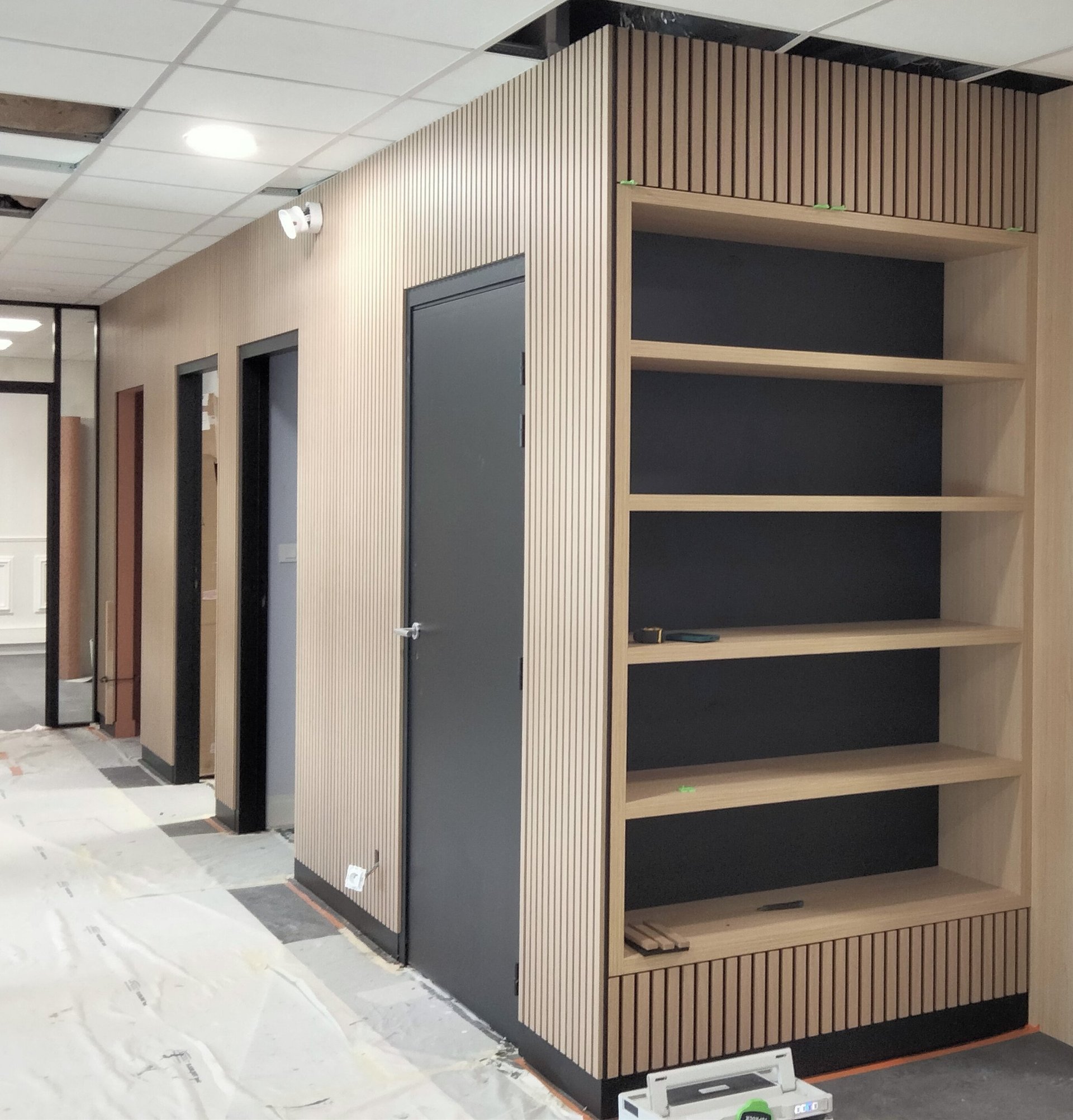 aménagement d'un entrée de bureau pour améliorer l'acceuil client