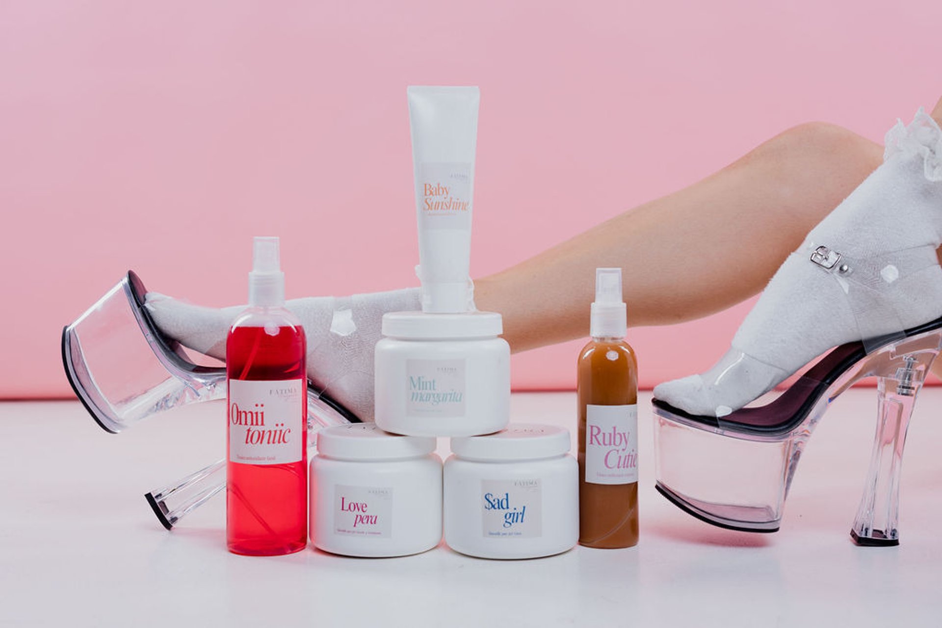 black and brown leather padded tub sofa