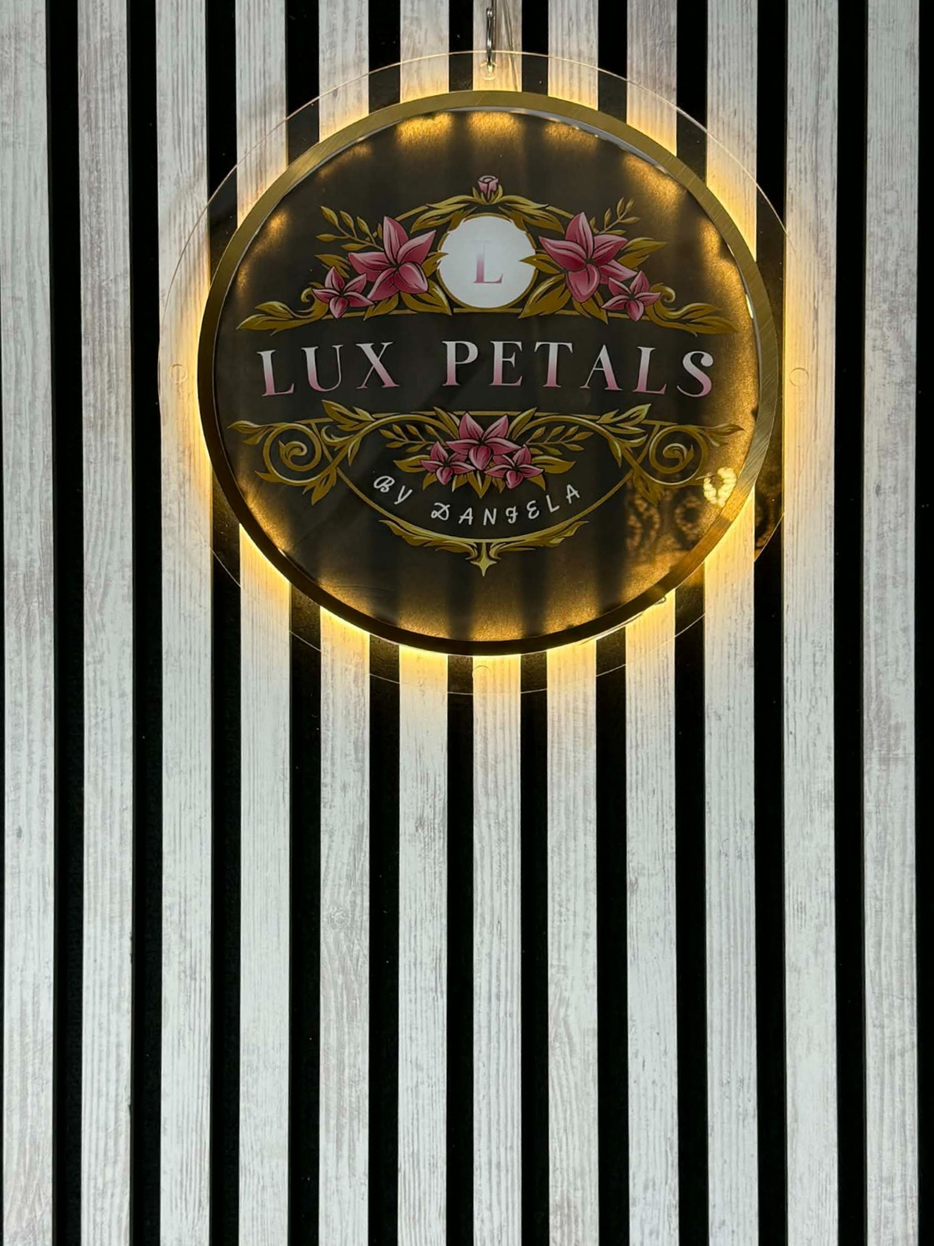 black and brown leather padded tub sofa