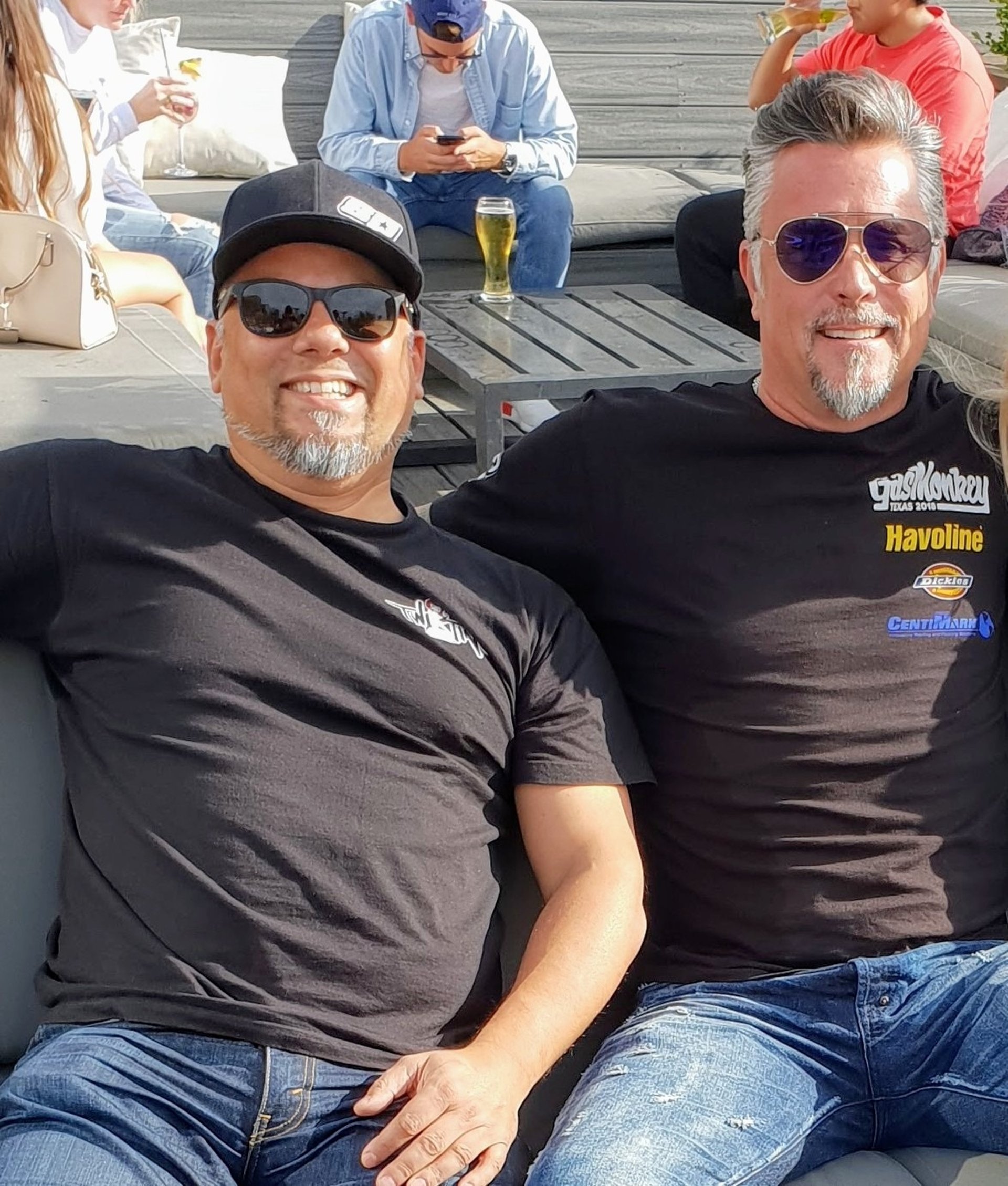 black and white bed linen