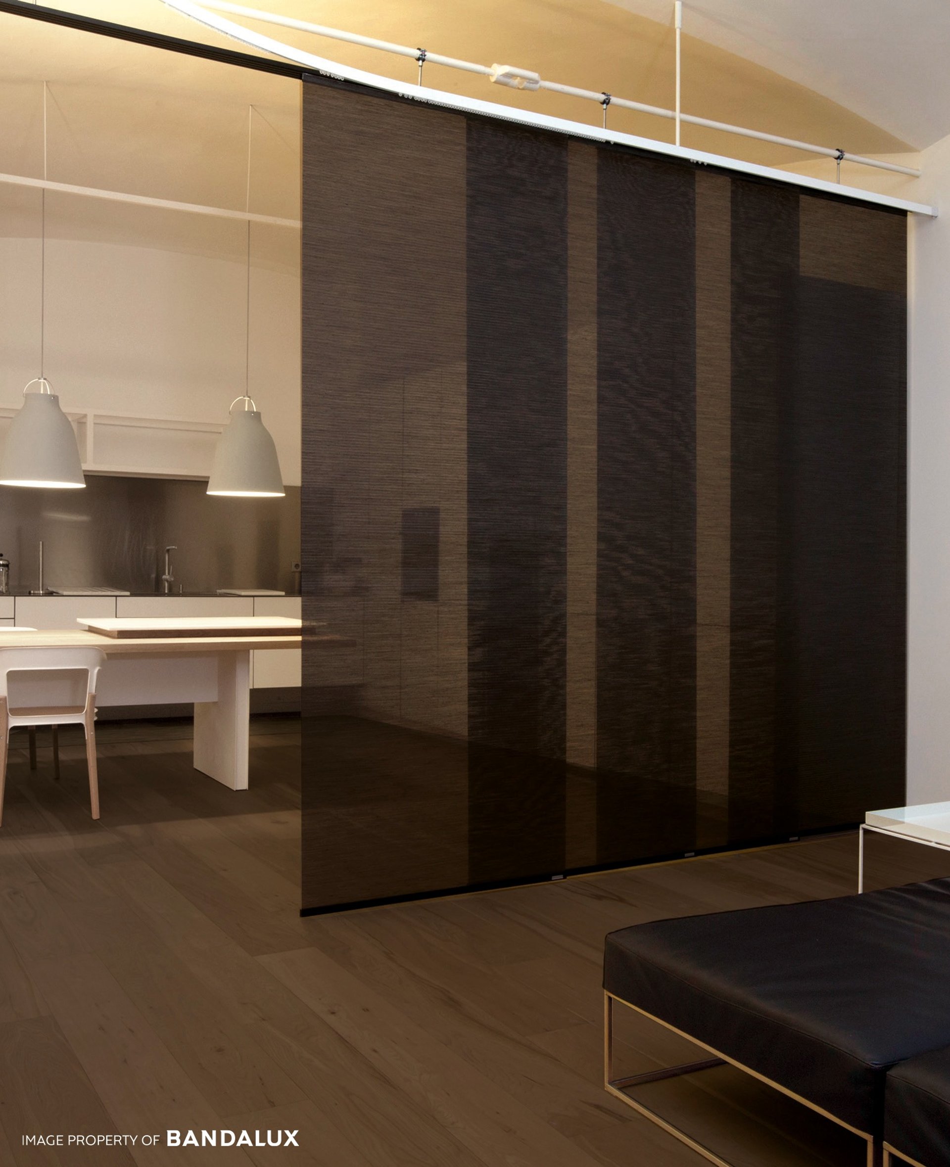 gray computer monitor