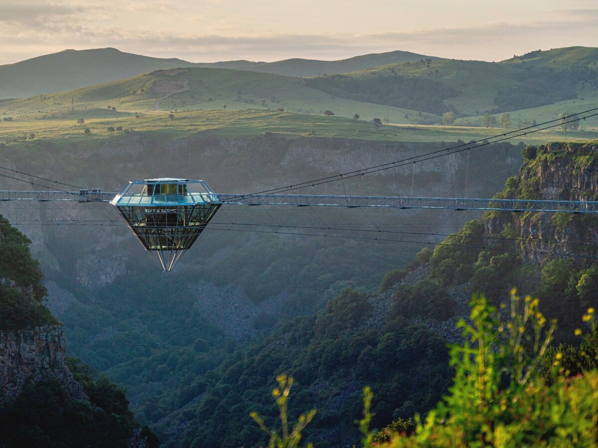 ocean waves crashing on shore during daytime