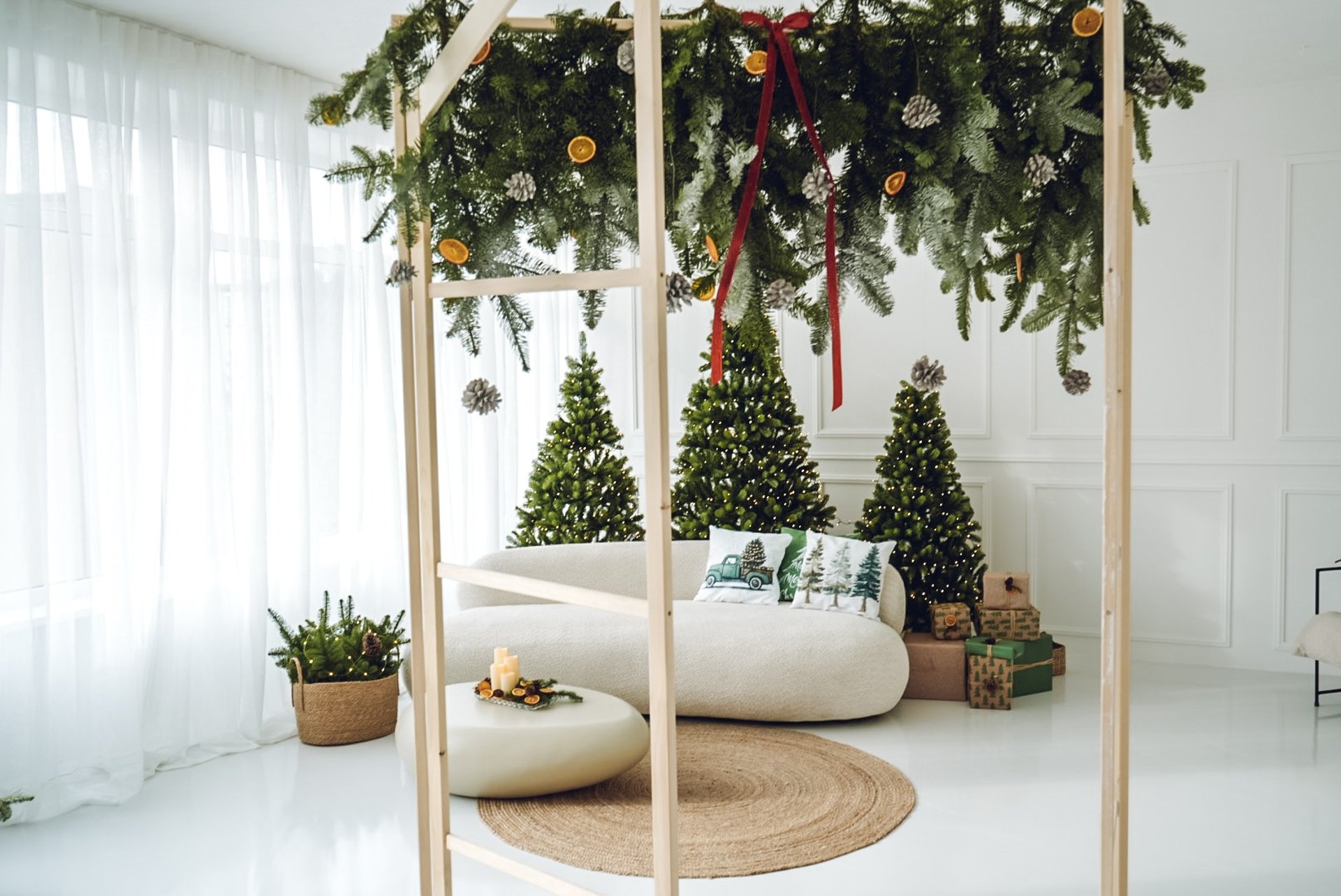 black and brown leather padded tub sofa