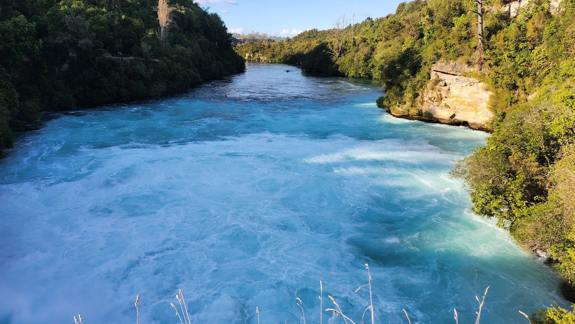 black and brown leather padded tub sofa
