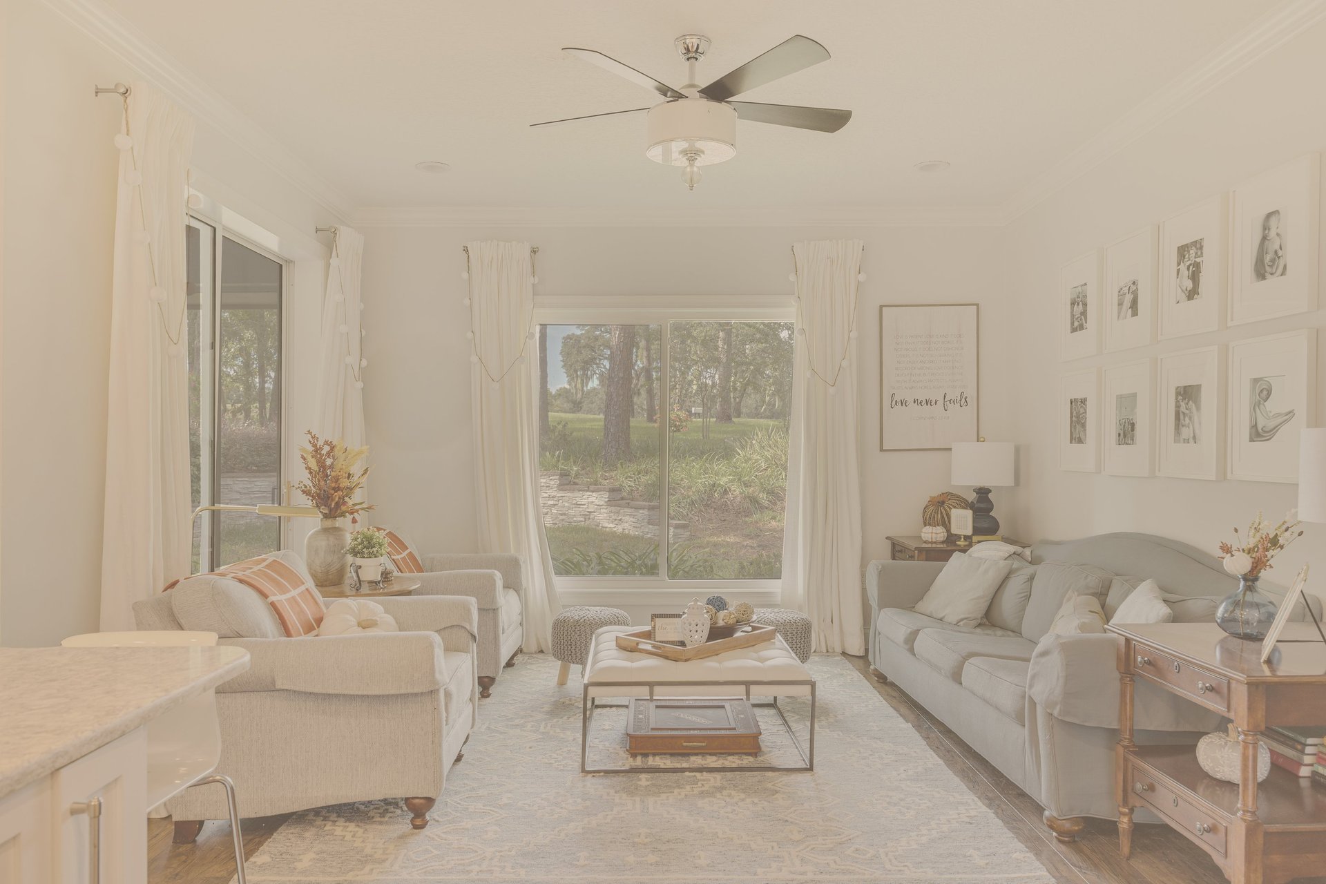 black and white bed linen