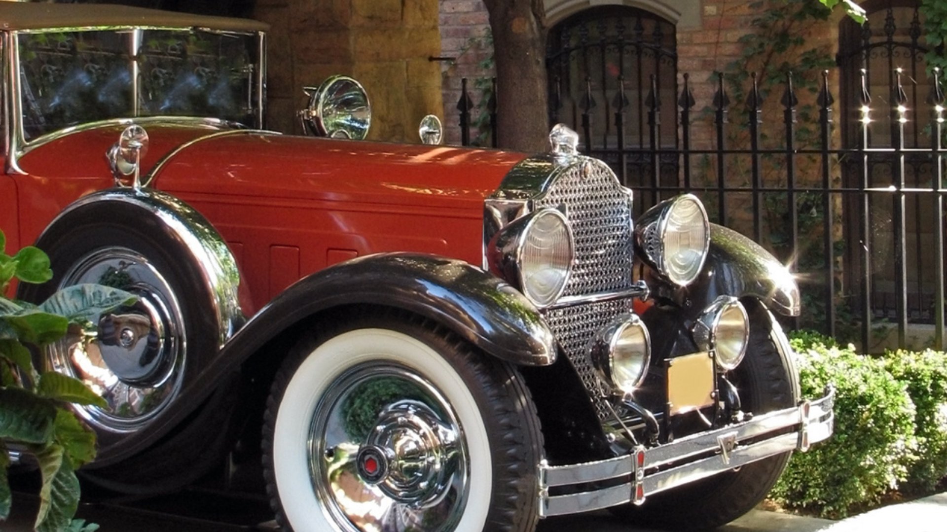 balades en voiture ancienne dans la région de Béziers