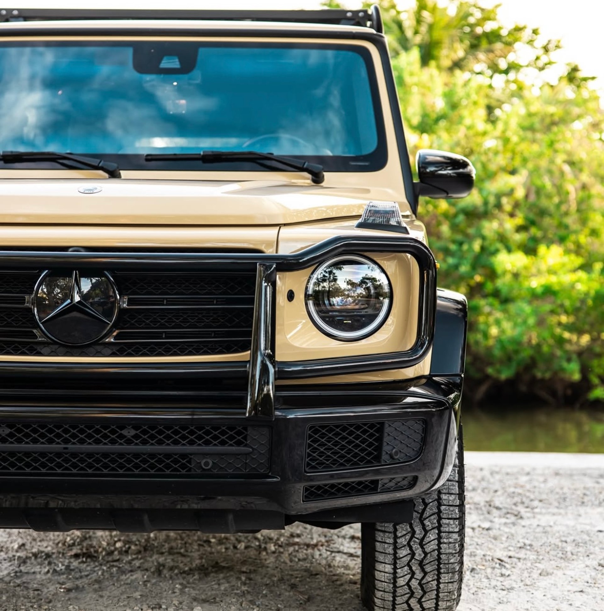 a close up of the hood ornament of a car