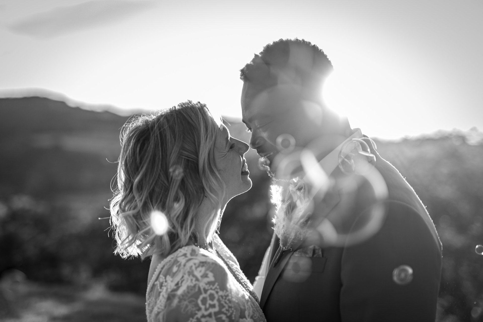 black and white bed linen