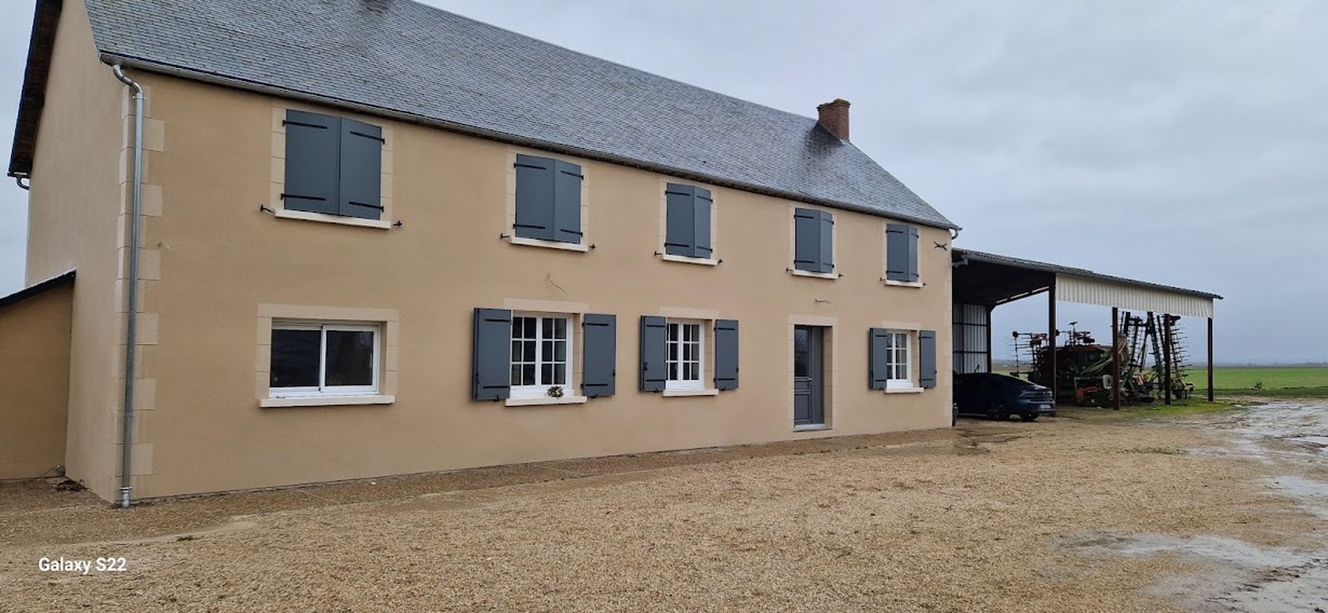black and brown leather padded tub sofa