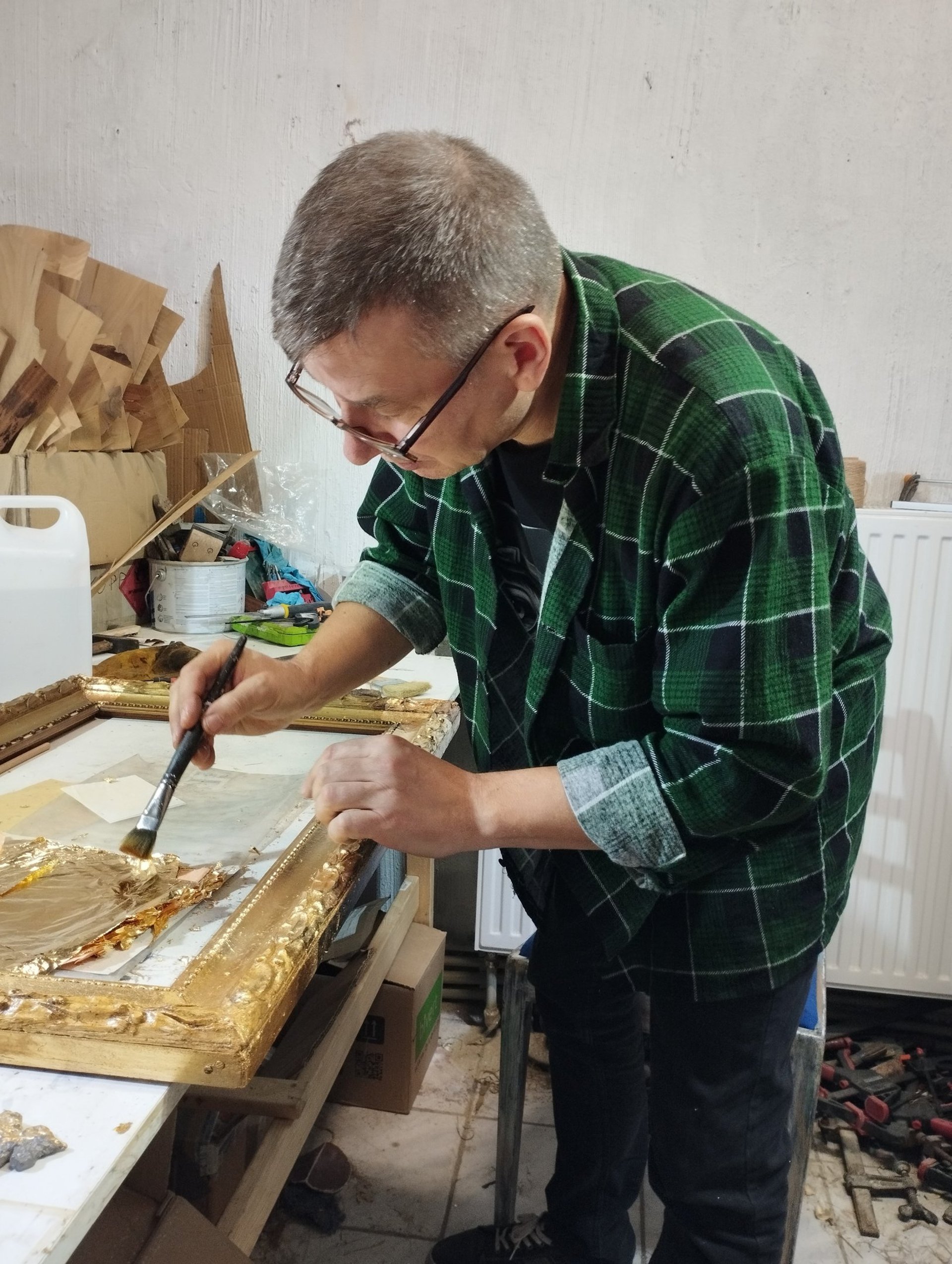 black and white bed linen