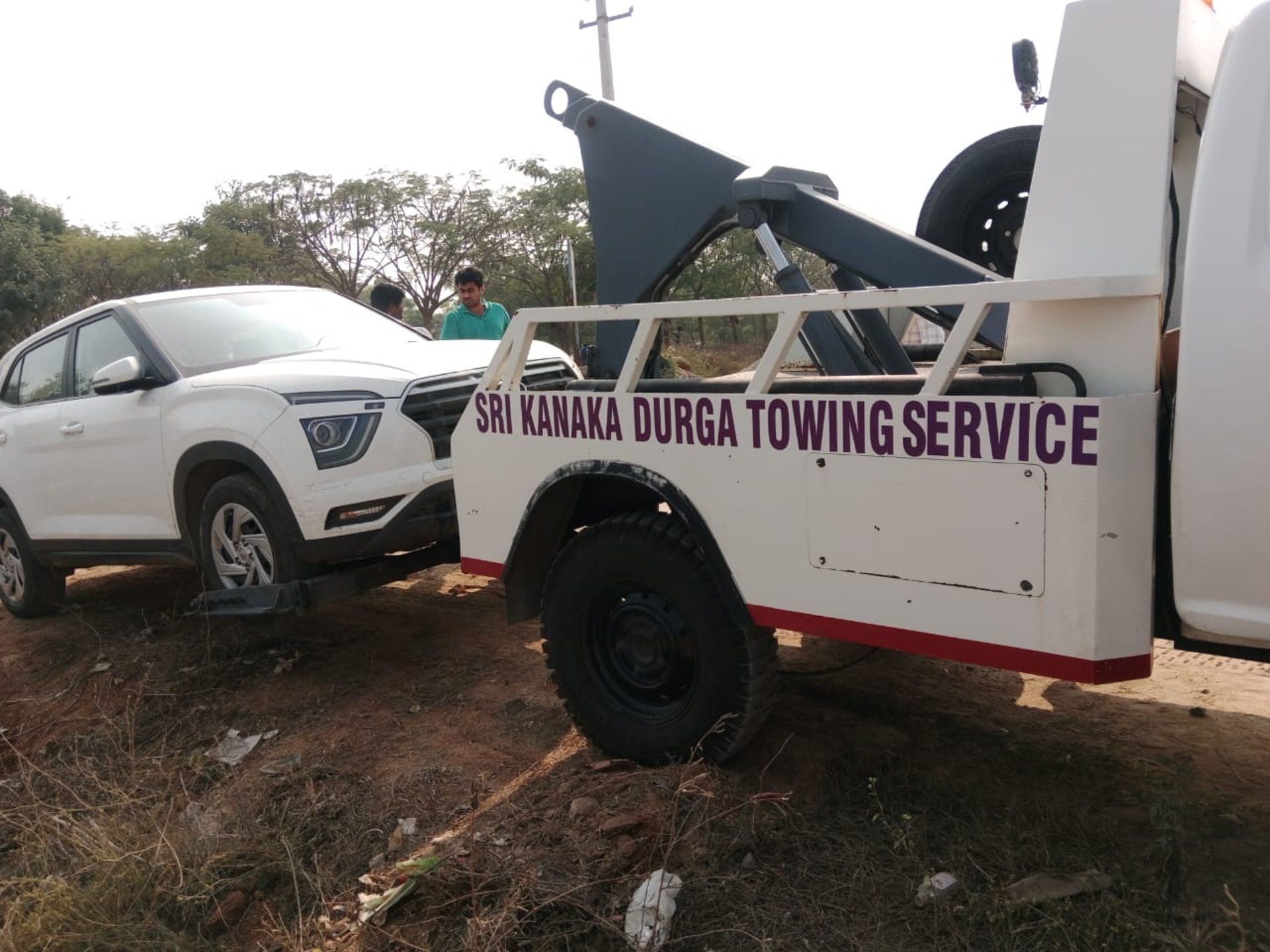 emergency towing service in hyderabad