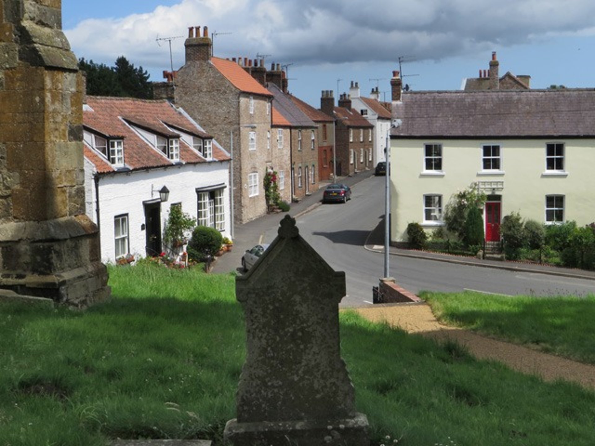 Kilham (E Yorks): East Street from the churchyard by Paul Harrop, CC BY-SA 2.0 <https://creativecommons.org/licenses/by-sa/2.