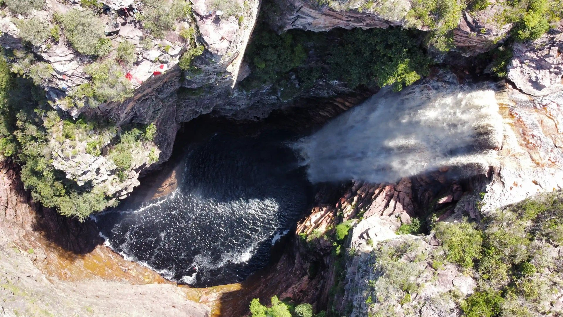 cachoeira do buracao drone