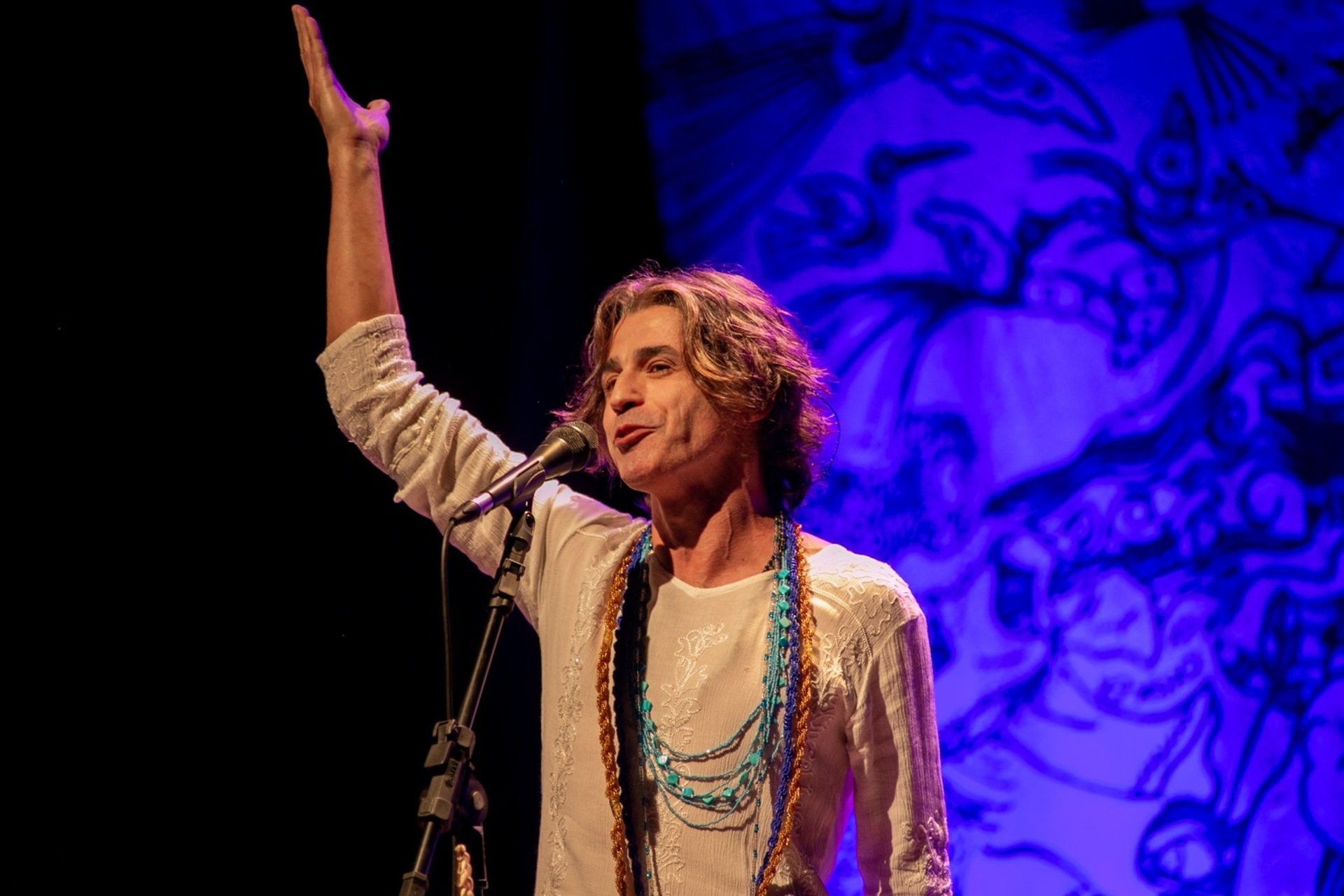 Show Fabiano Medeiros Canta Clara Nunes