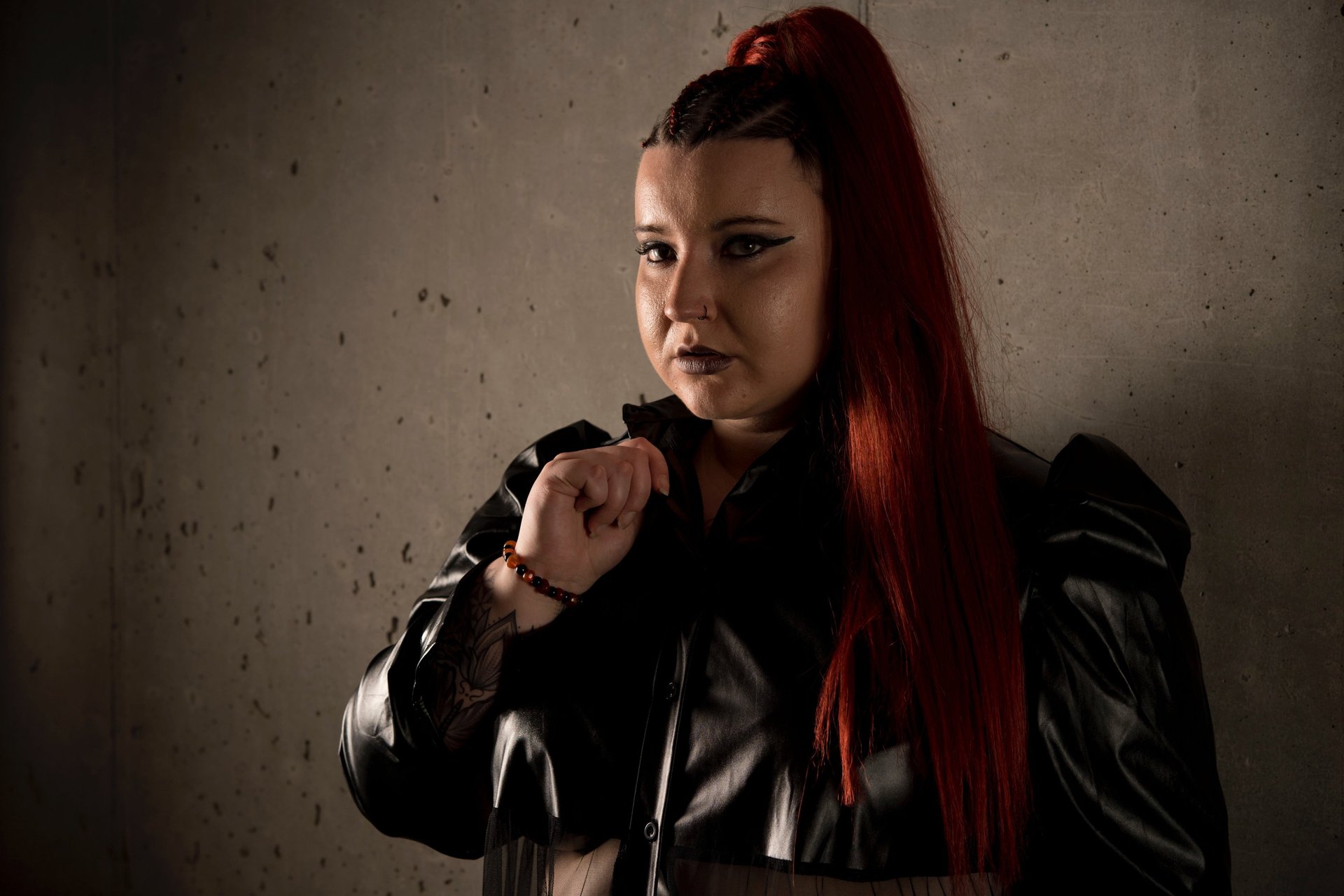 black and white bed linen